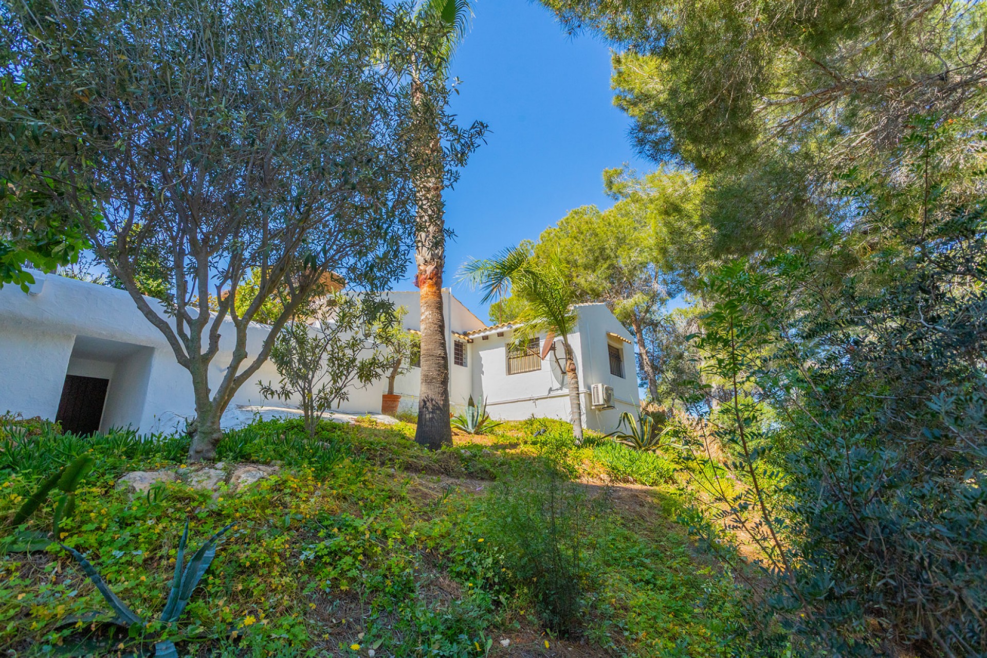 Resale - Villa -
Orihuela - Inland