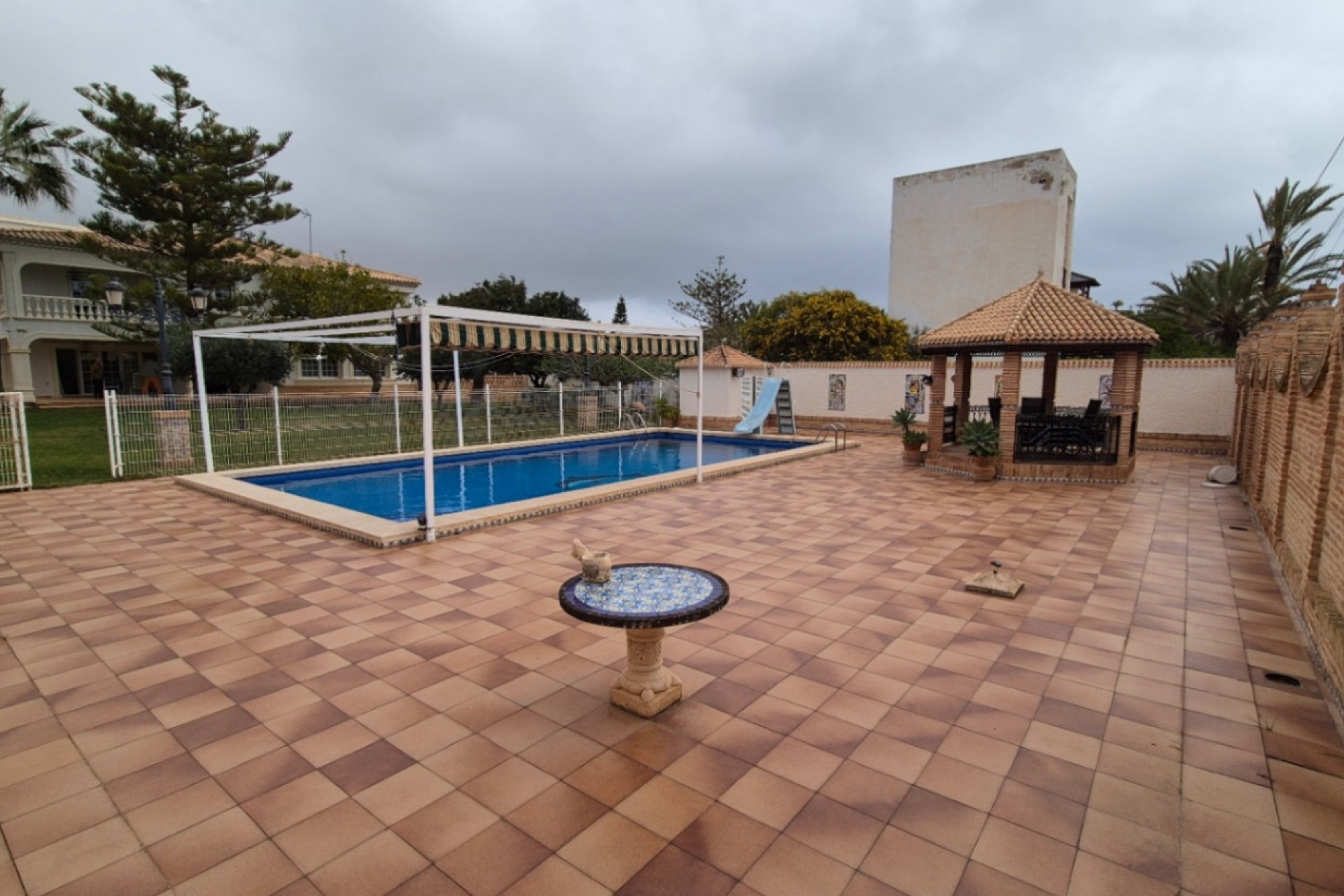 Resale - Villa -
Orihuela - Inland