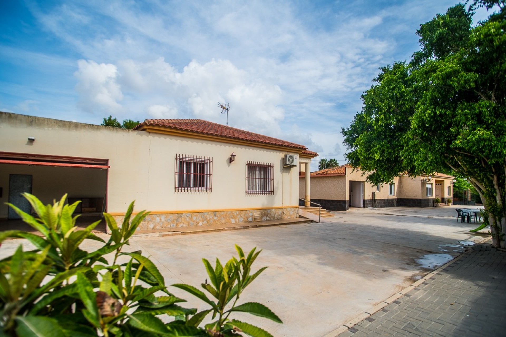 Resale - Villa -
Orihuela - Inland