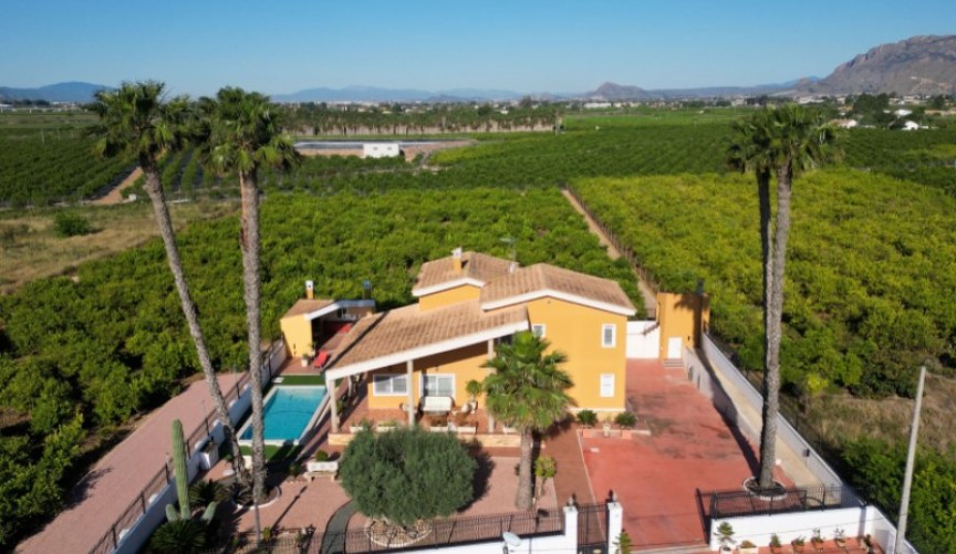 Resale - Villa -
Orihuela - Inland