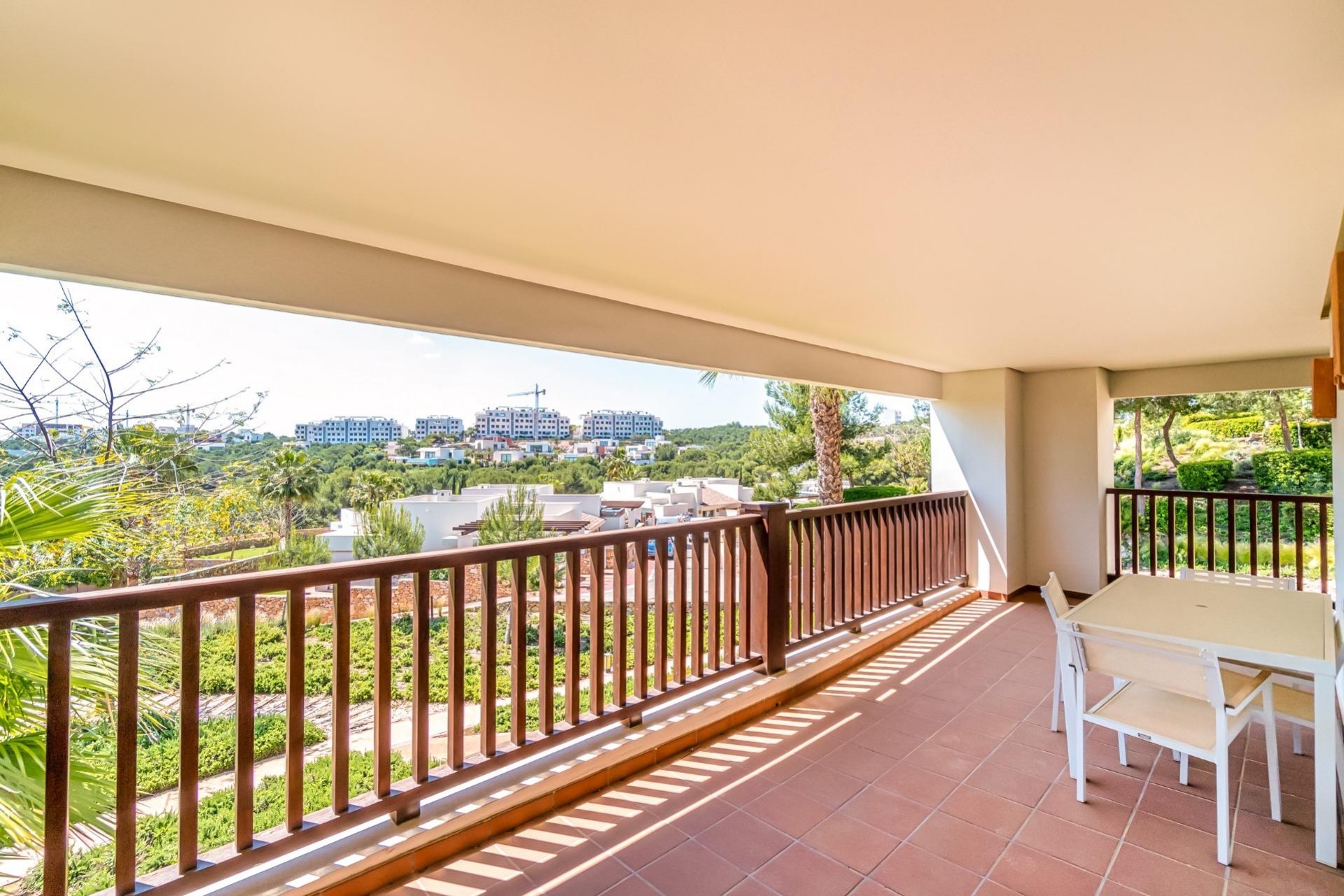 Resale - Villa -
Orihuela - Las Colinas Golf
