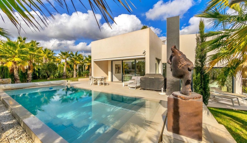 Resale - Villa -
Orihuela - Las Colinas Golf