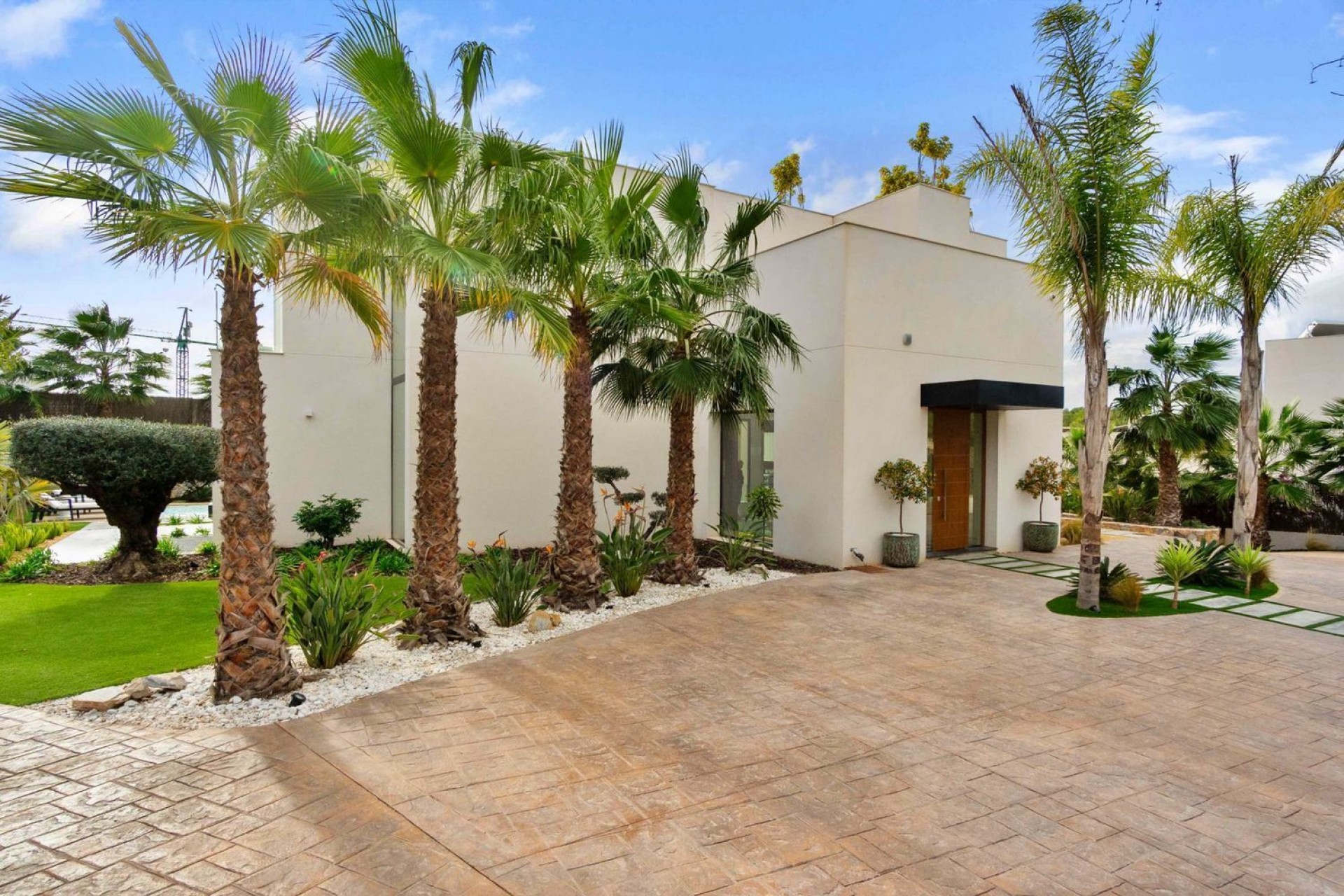 Resale - Villa -
Orihuela - Las Colinas Golf