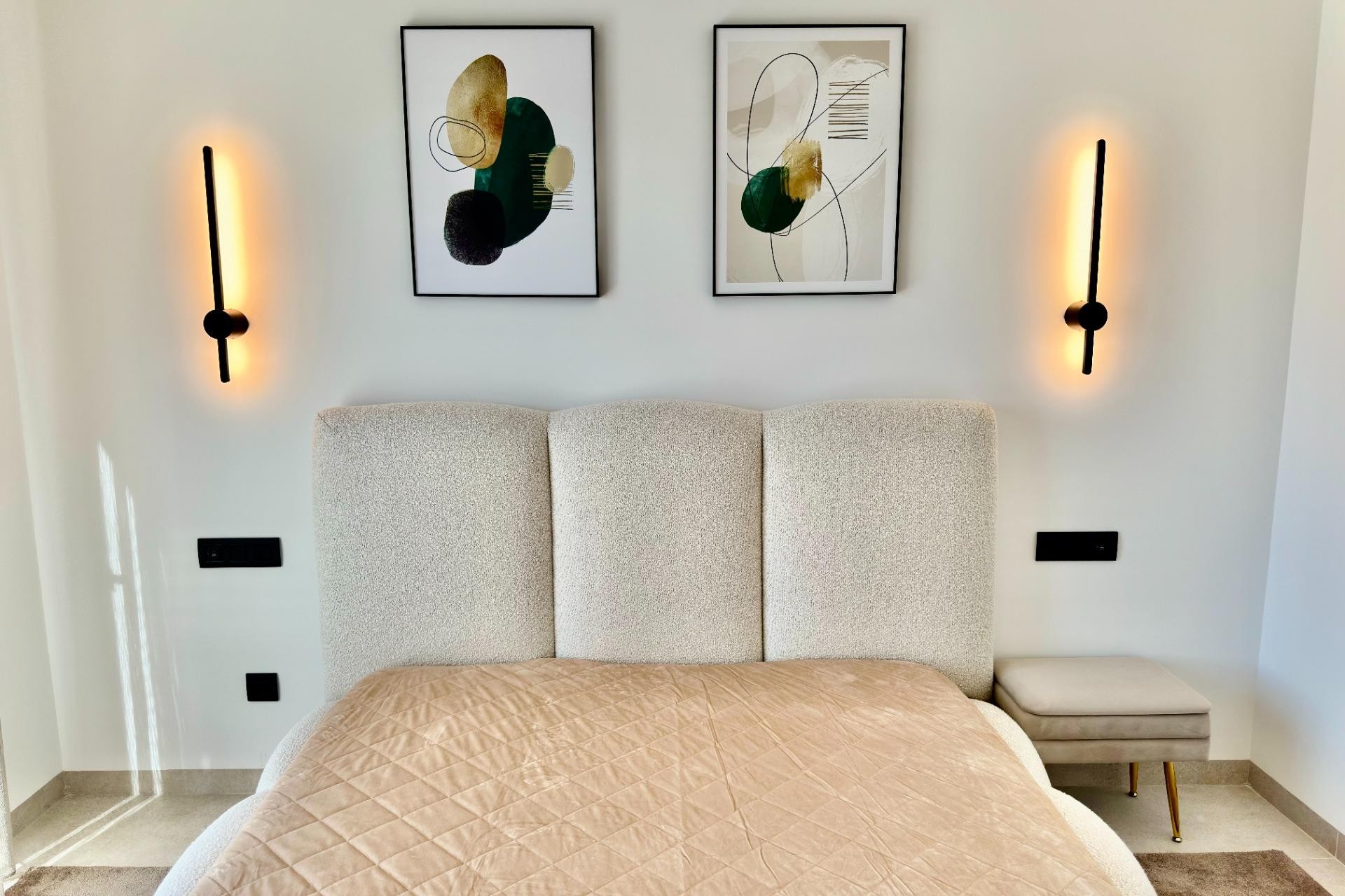 Resale - Villa -
Orihuela - Las Colinas Golf