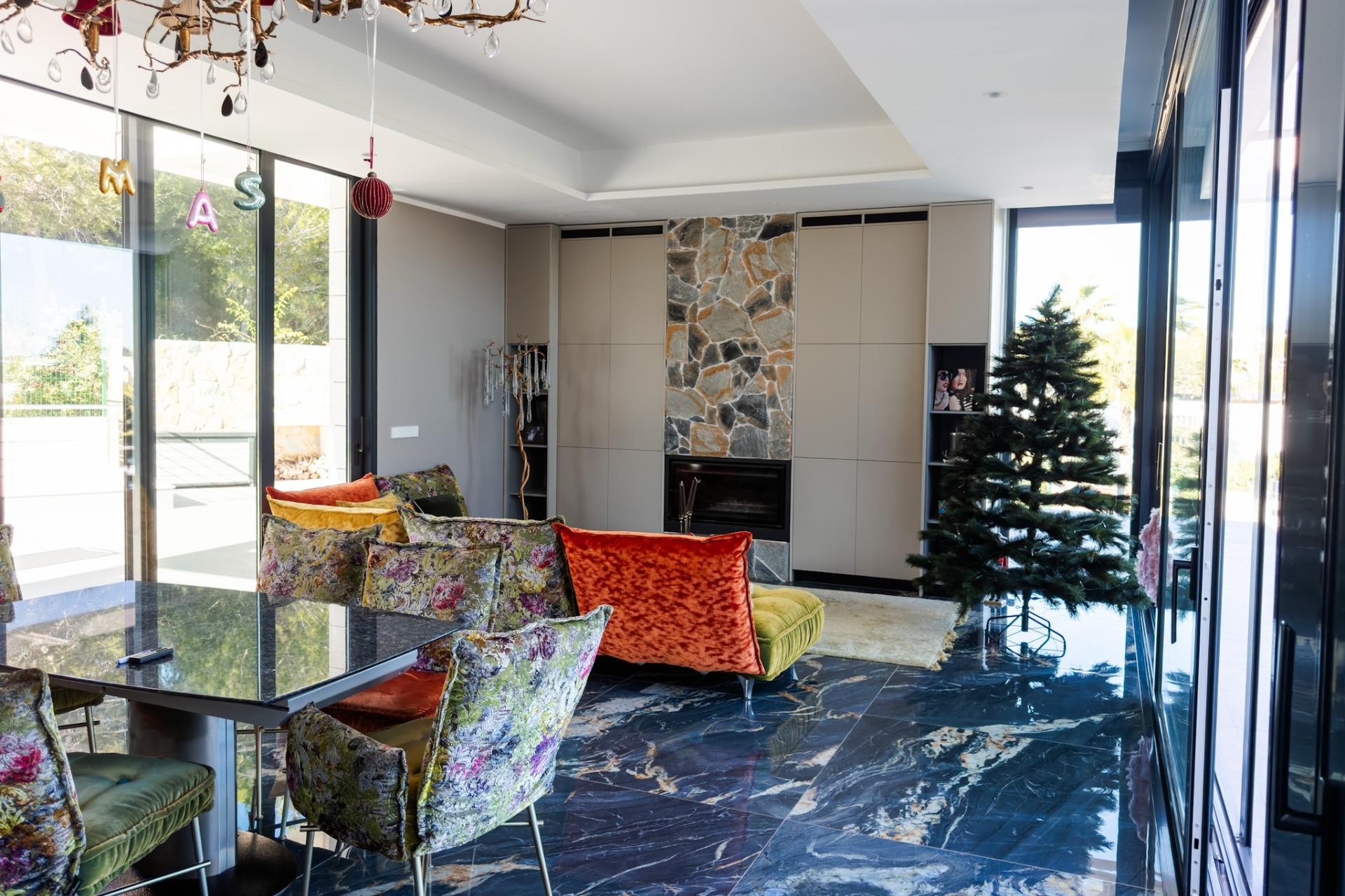 Resale - Villa -
Orihuela - Las Colinas Golf