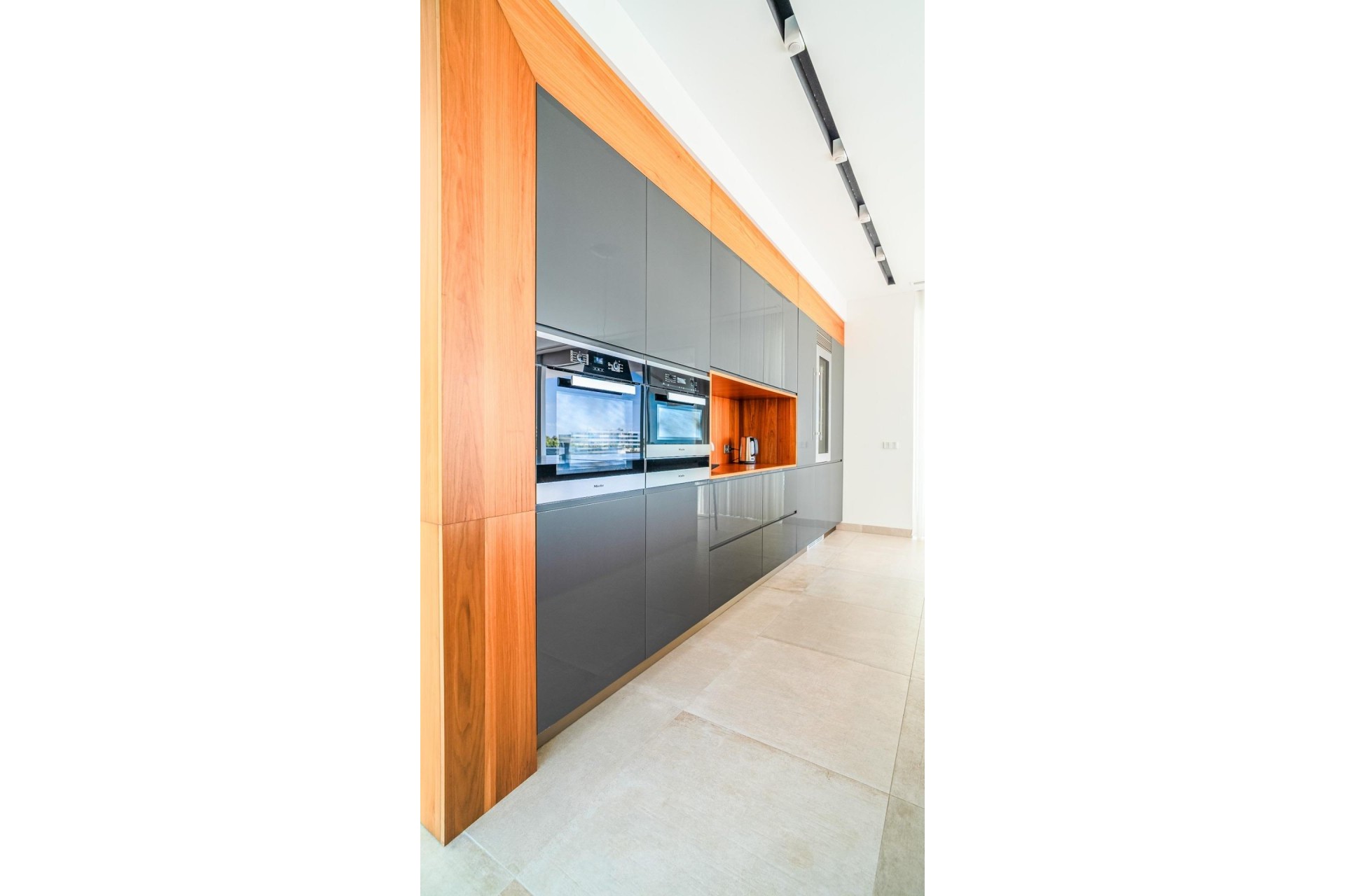 Resale - Villa -
Orihuela - Las Colinas Golf