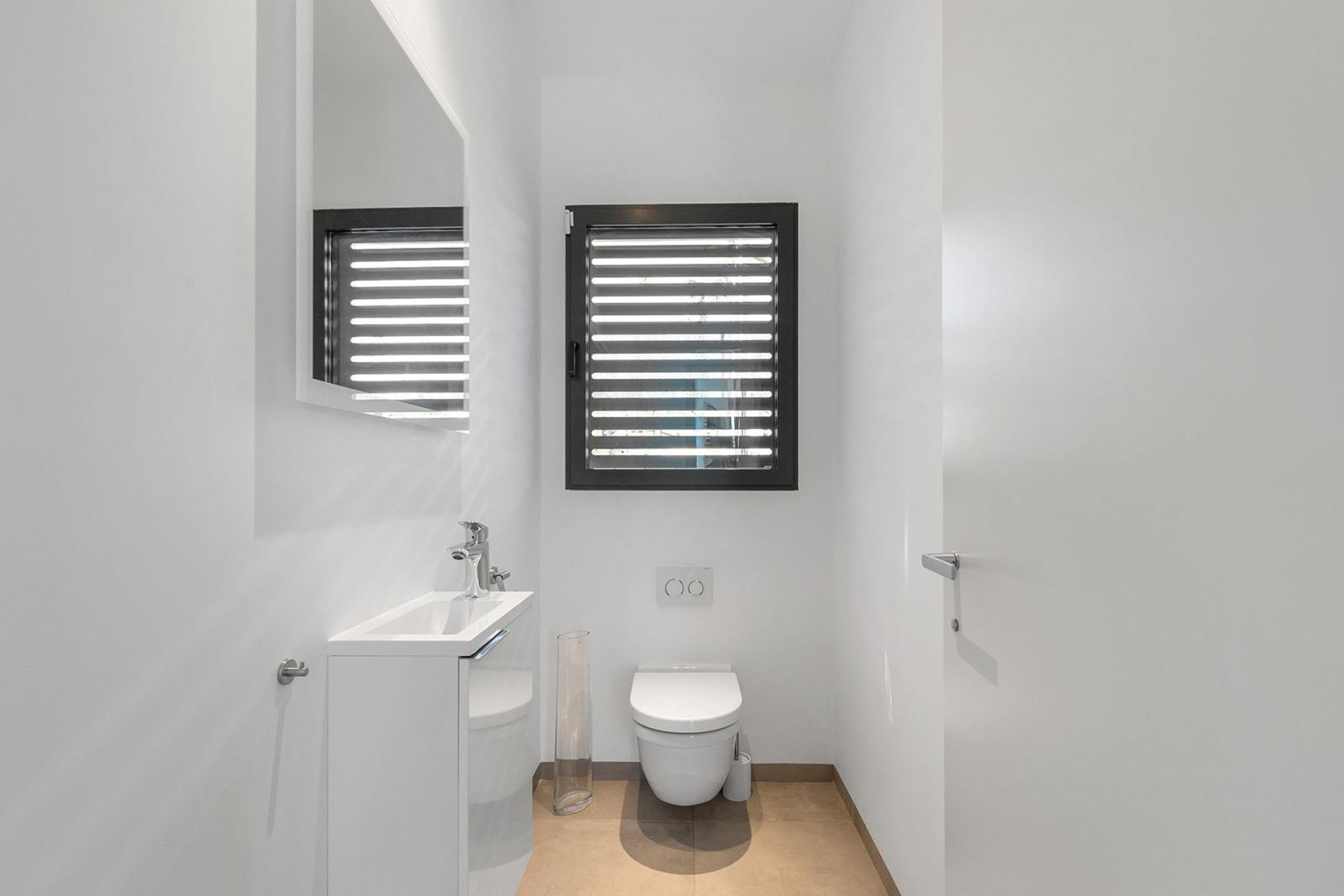 Resale - Villa -
Orihuela - Las Colinas Golf