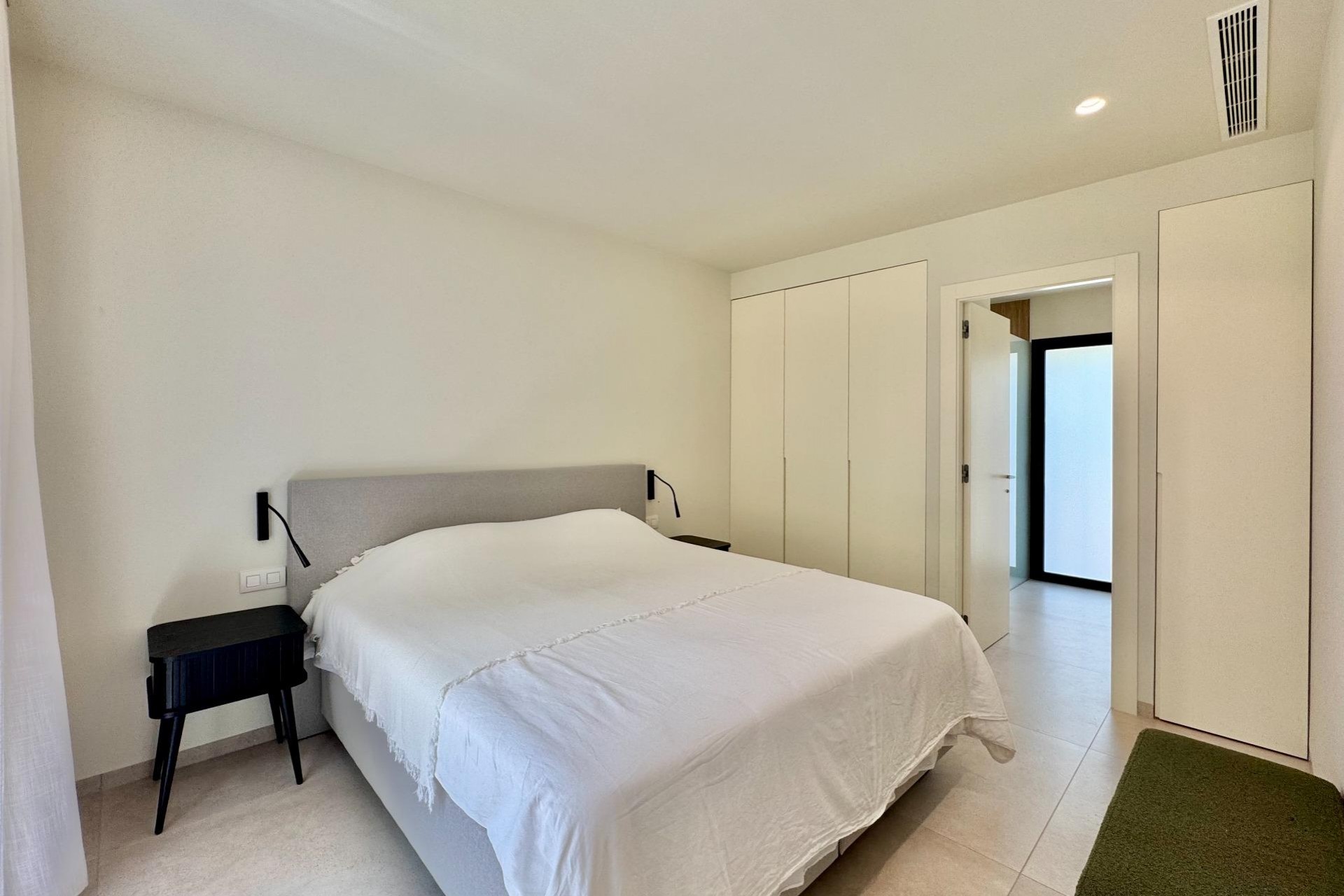 Resale - Villa -
Orihuela - Las Colinas Golf