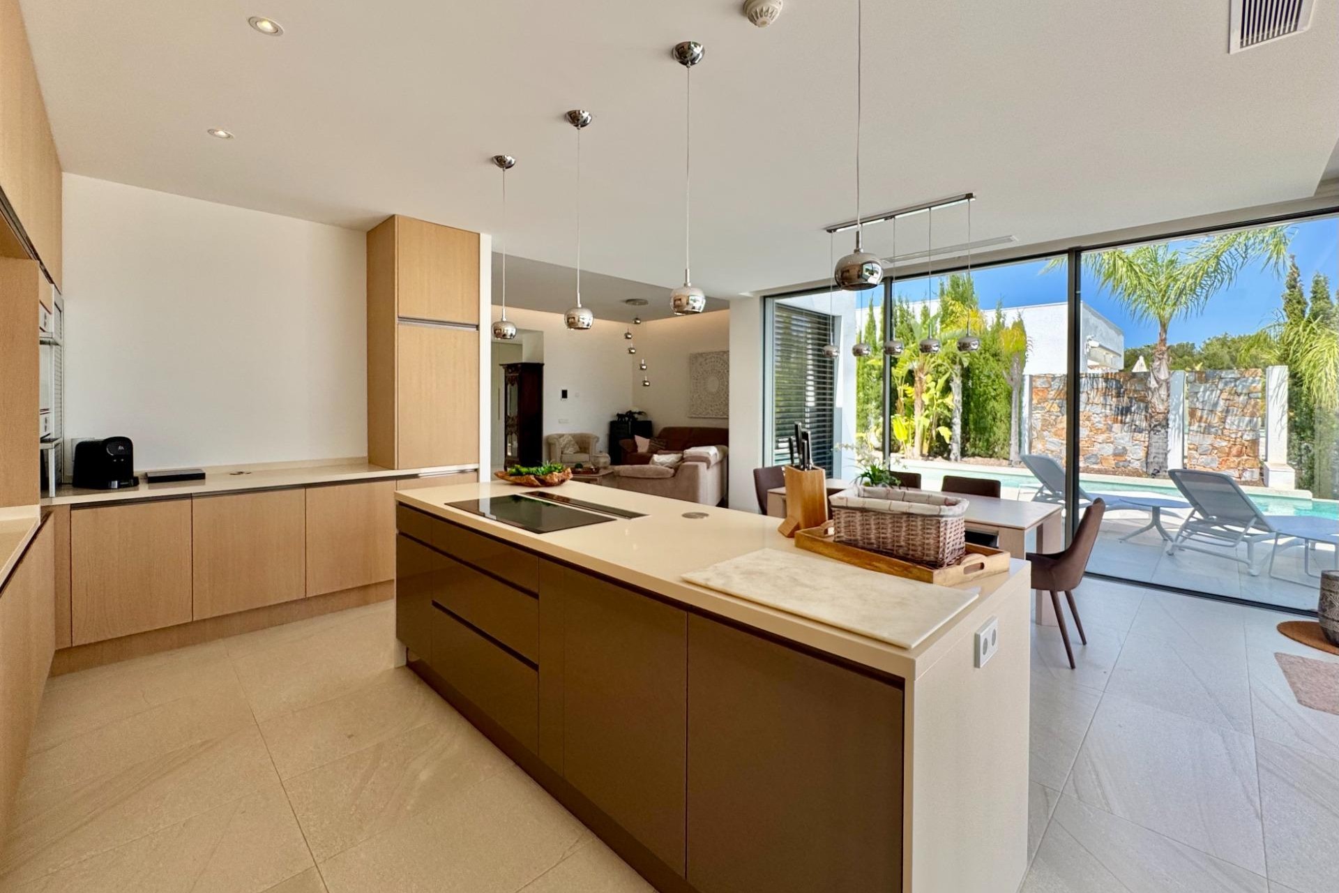 Resale - Villa -
Orihuela - Las Colinas Golf