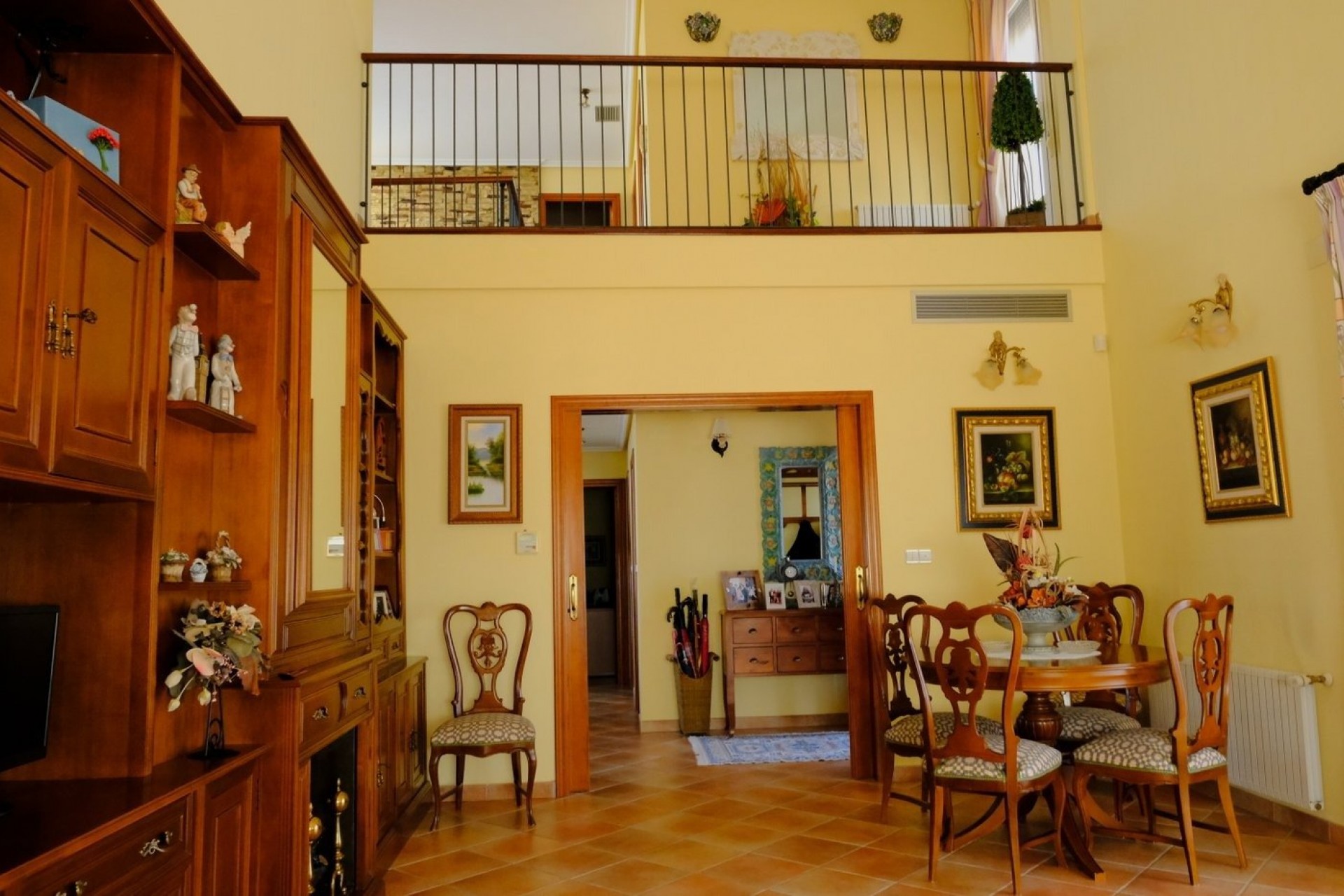 Resale - Villa -
Orihuela - Orihuela Ciudad
