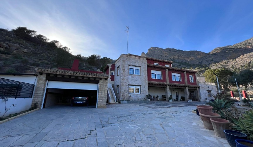 Resale - Villa -
Orihuela - Raiguero De Bonanza