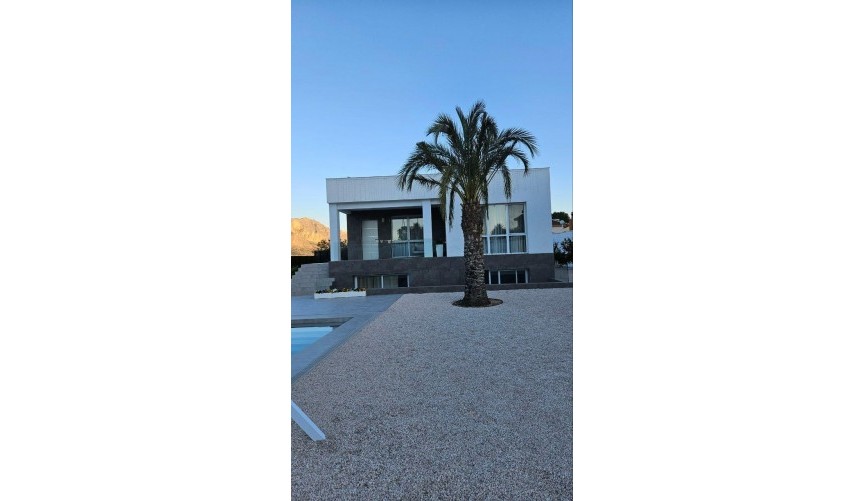 Resale - Villa -
Orihuela - Urb. Montepinar