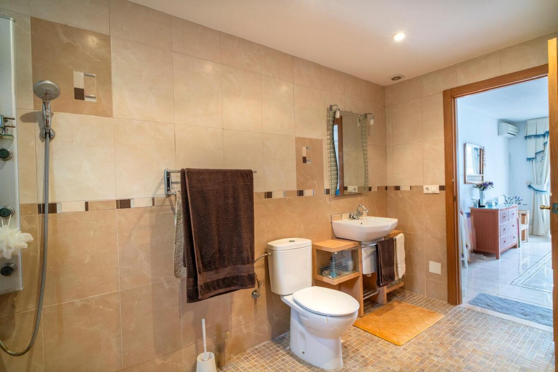 Resale - Villa -
Orihuela