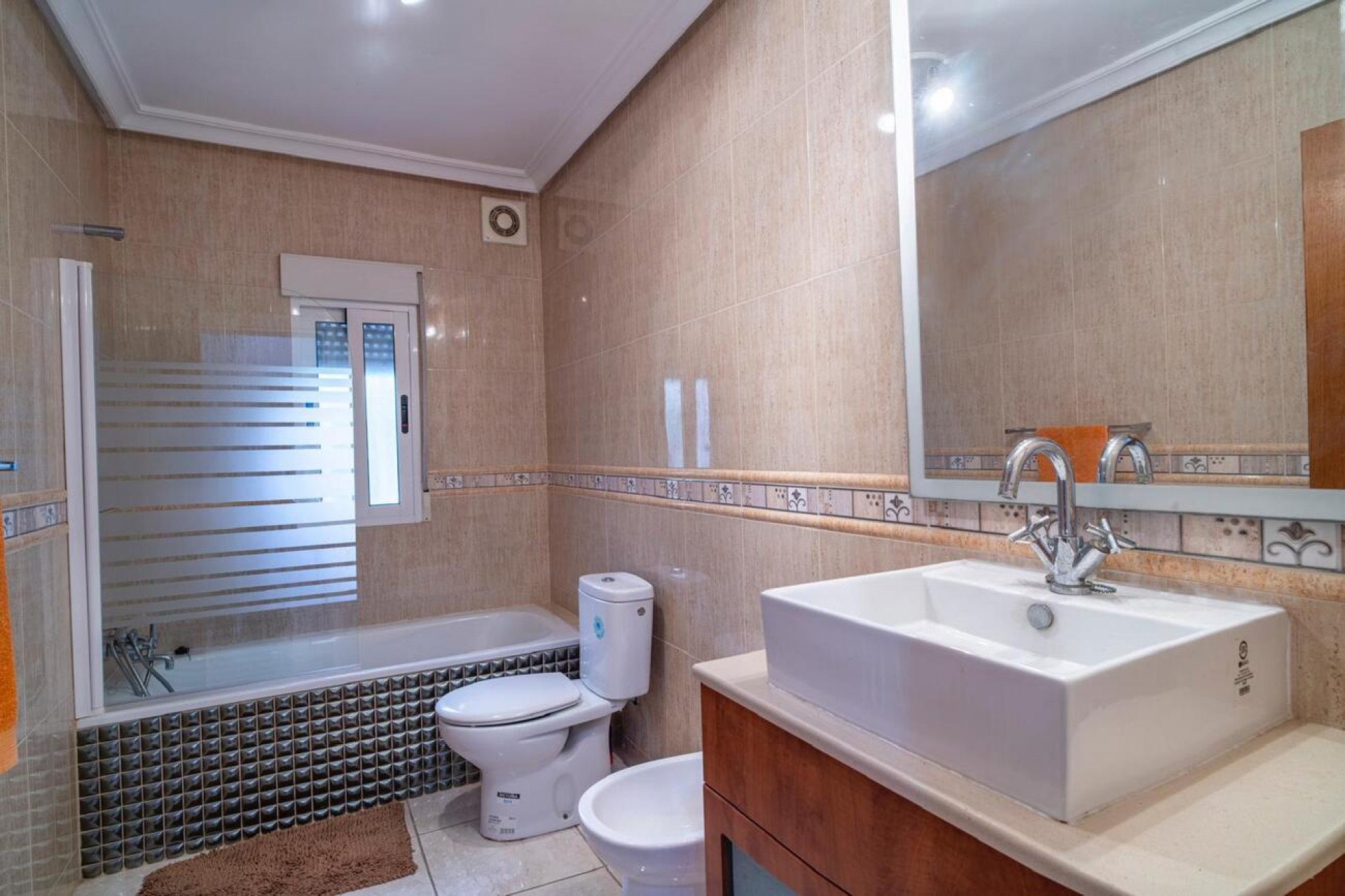 Resale - Villa -
Orihuela