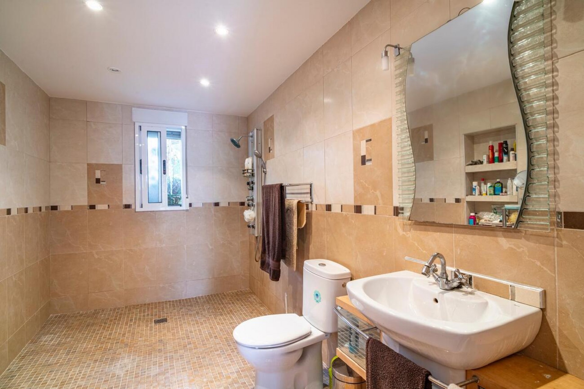 Resale - Villa -
Orihuela