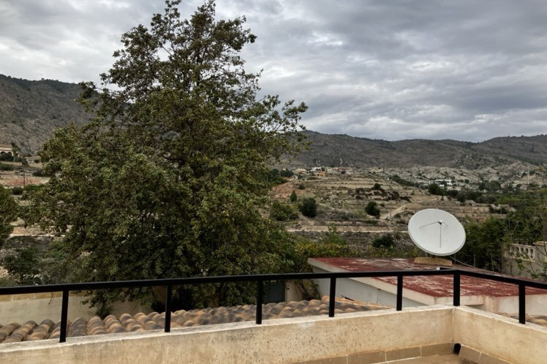 Resale - Villa -
Orxeta - Costa Blanca