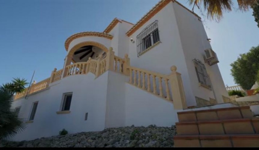 Resale - Villa -
Pedreguer - Inland