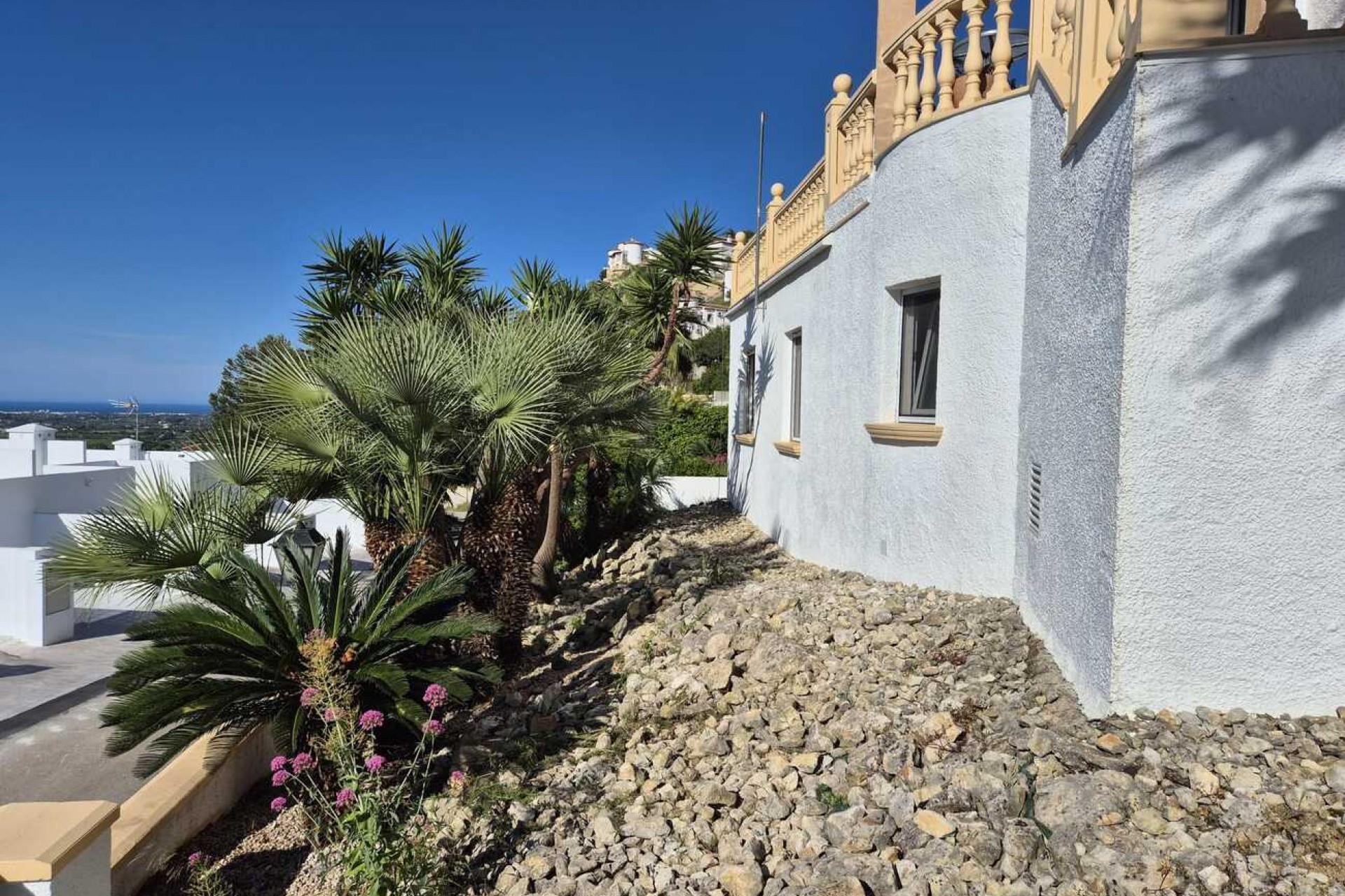 Resale - Villa -
Pedreguer - Inland