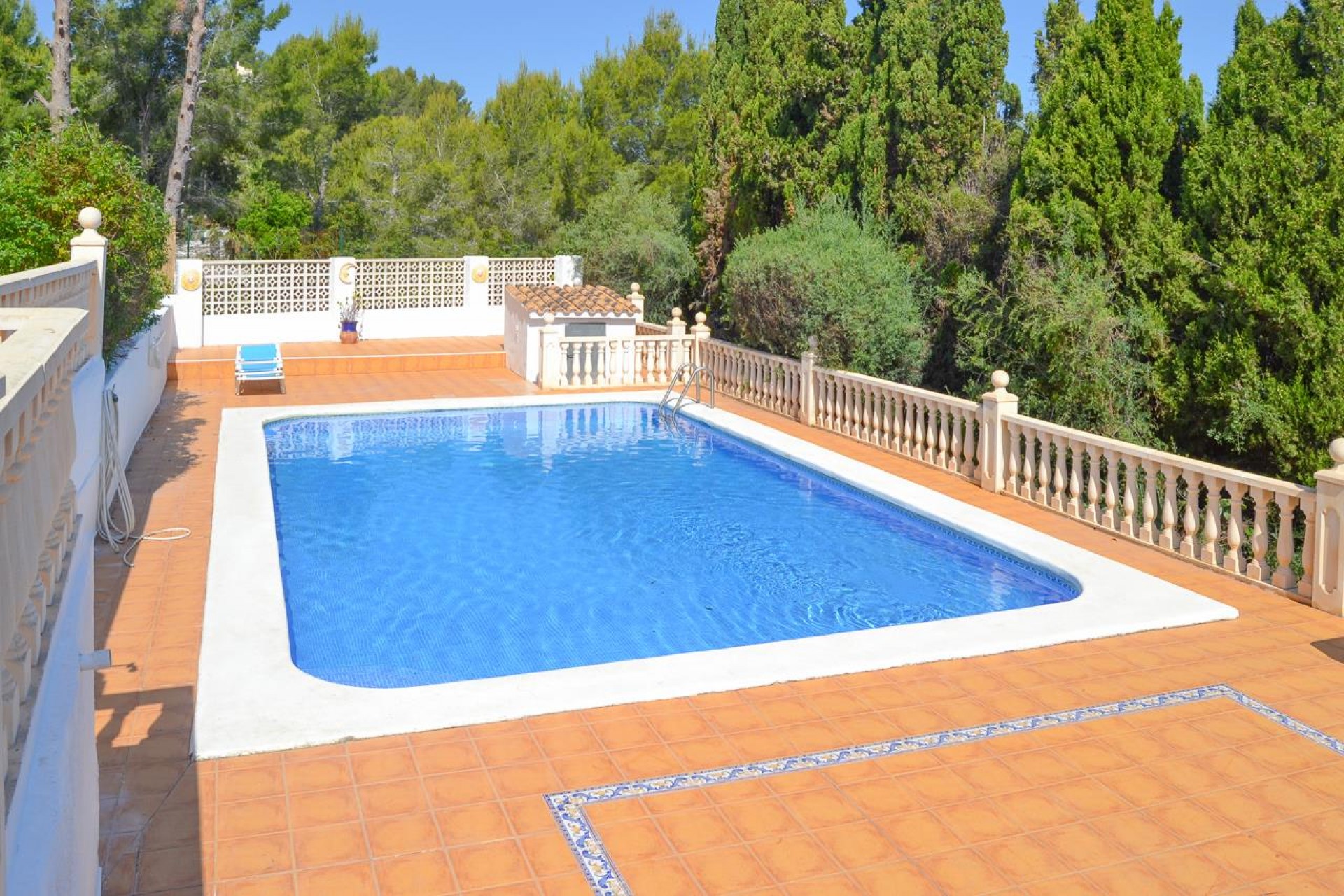 Resale - Villa -
Pedreguer - Inland