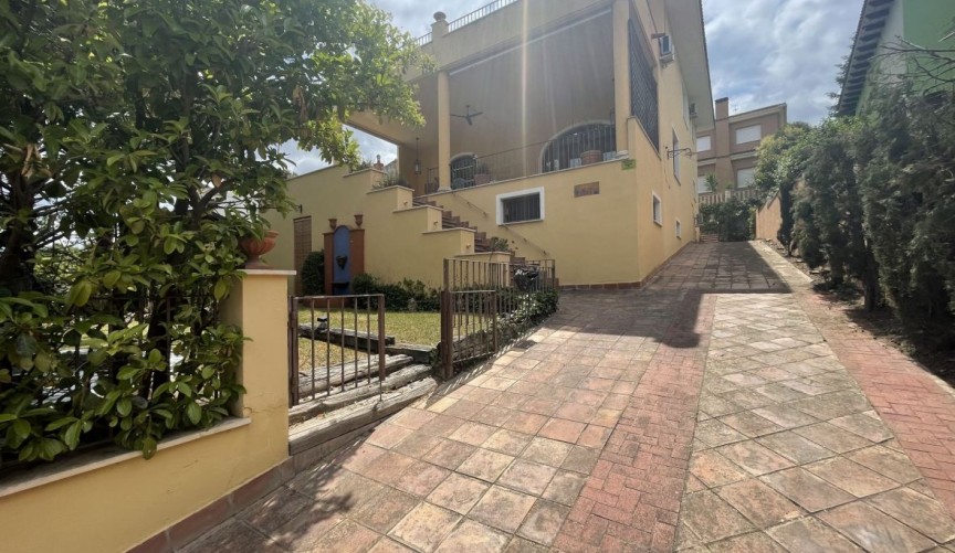 Resale - Villa -
Penaguila - Inland