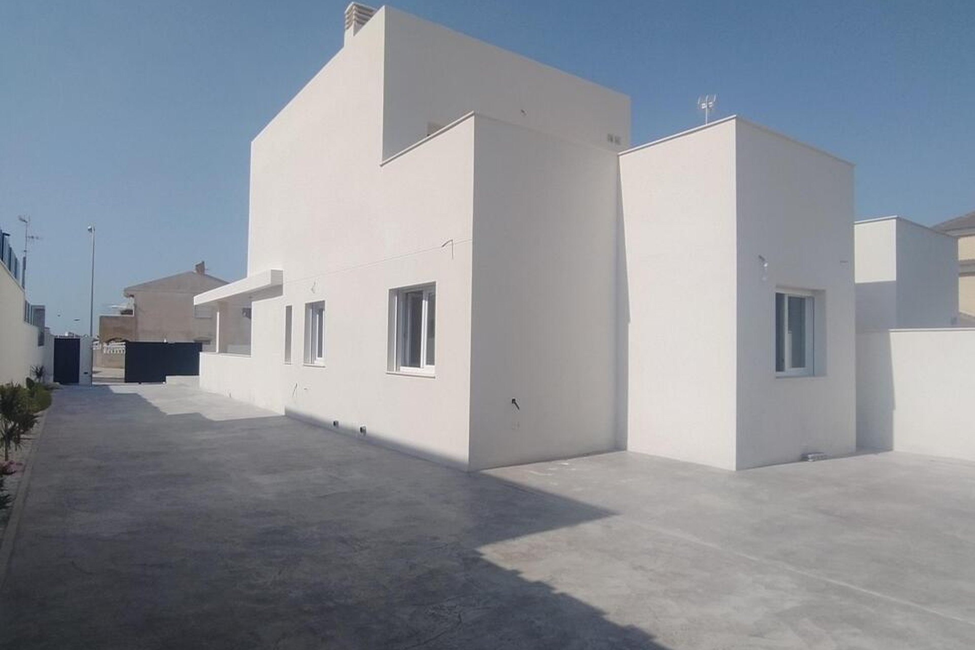 Resale - Villa Penthouse -
Torrevieja - aguas nuevas