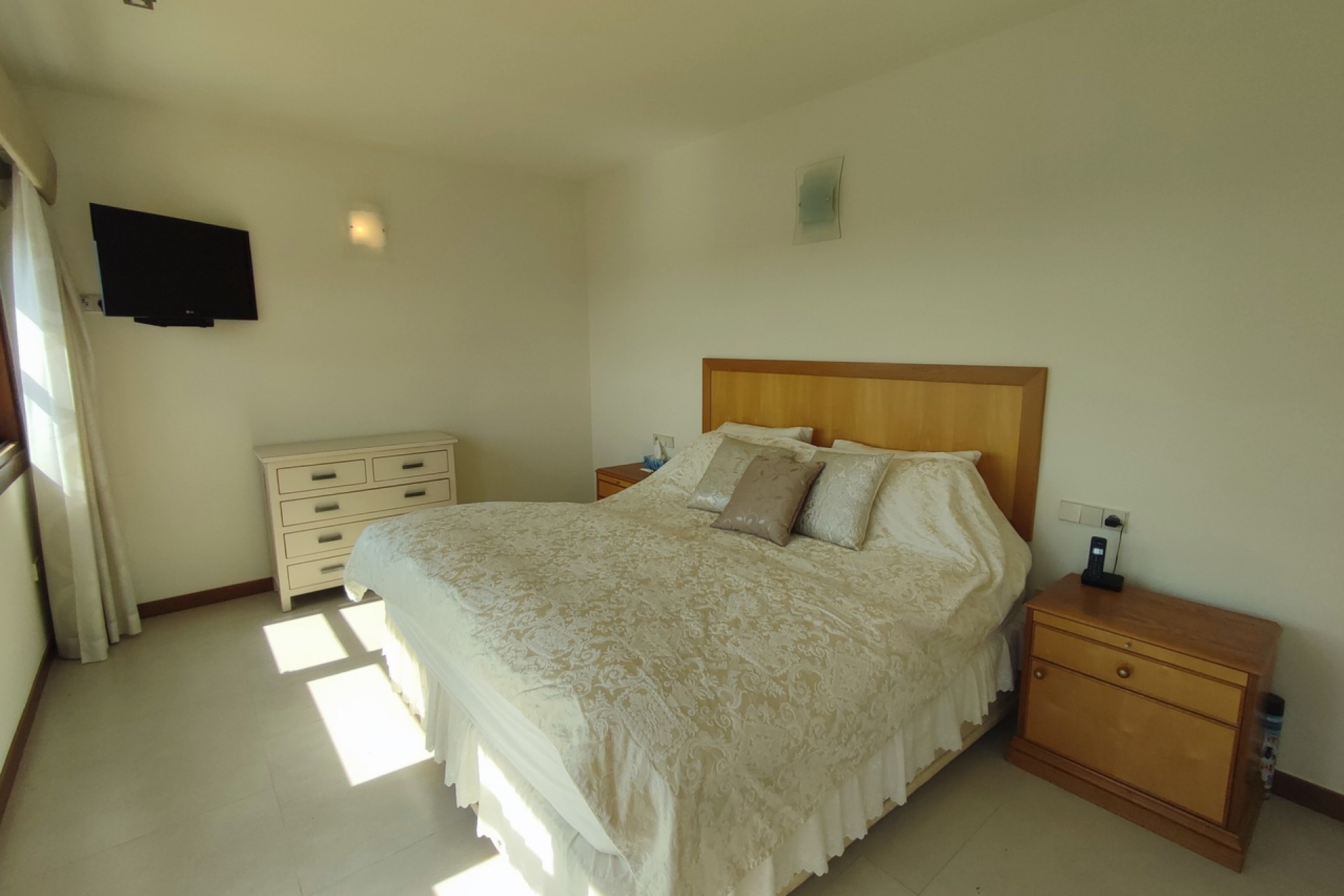 Resale - Villa -
Peraleja Golf - Inland