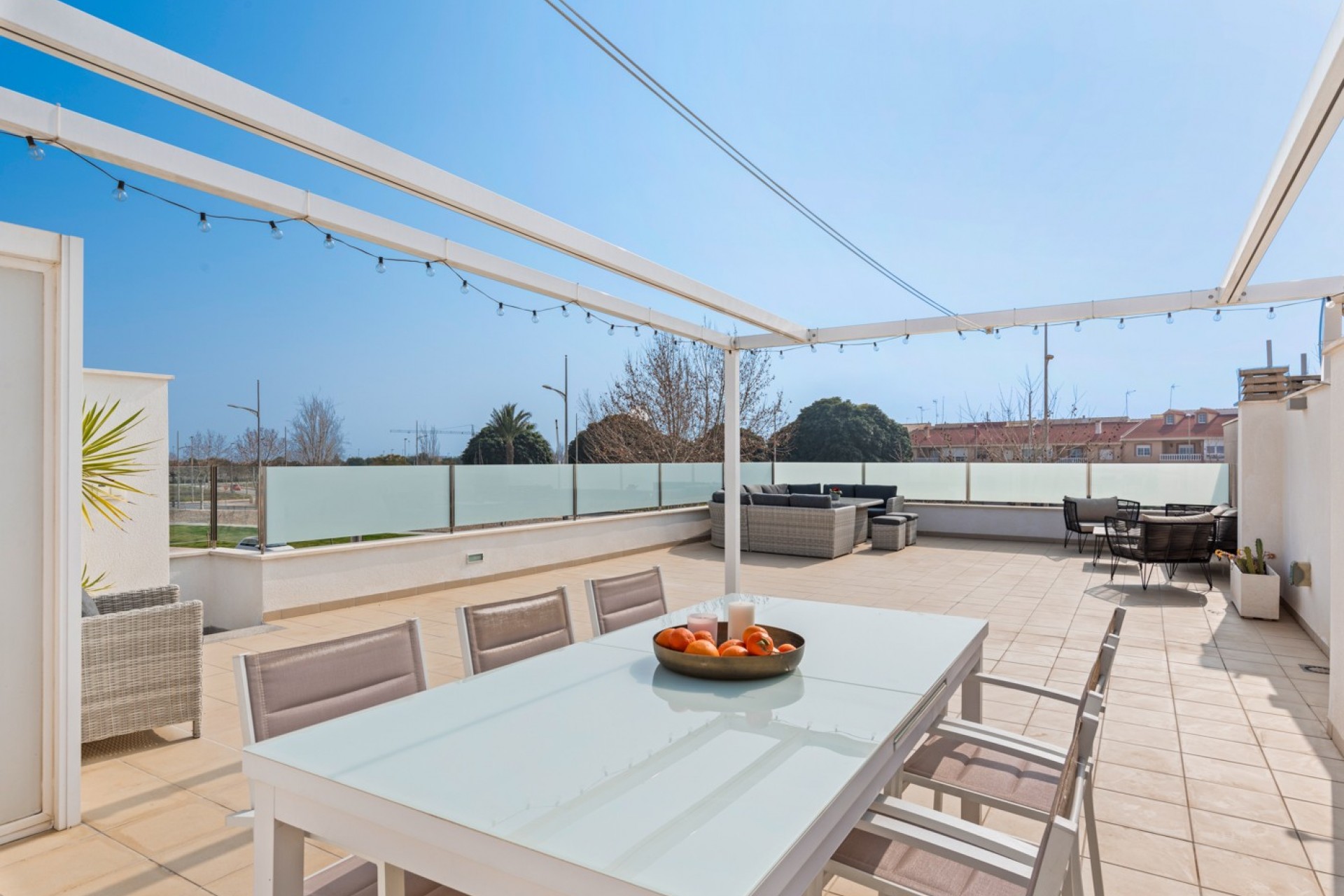 Resale - Villa -
Pilar de la Horadada - Costa Blanca