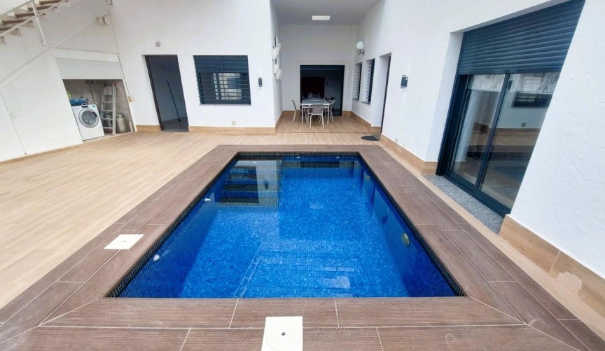 Resale - Villa -
Pilar de la Horadada - Costa Blanca