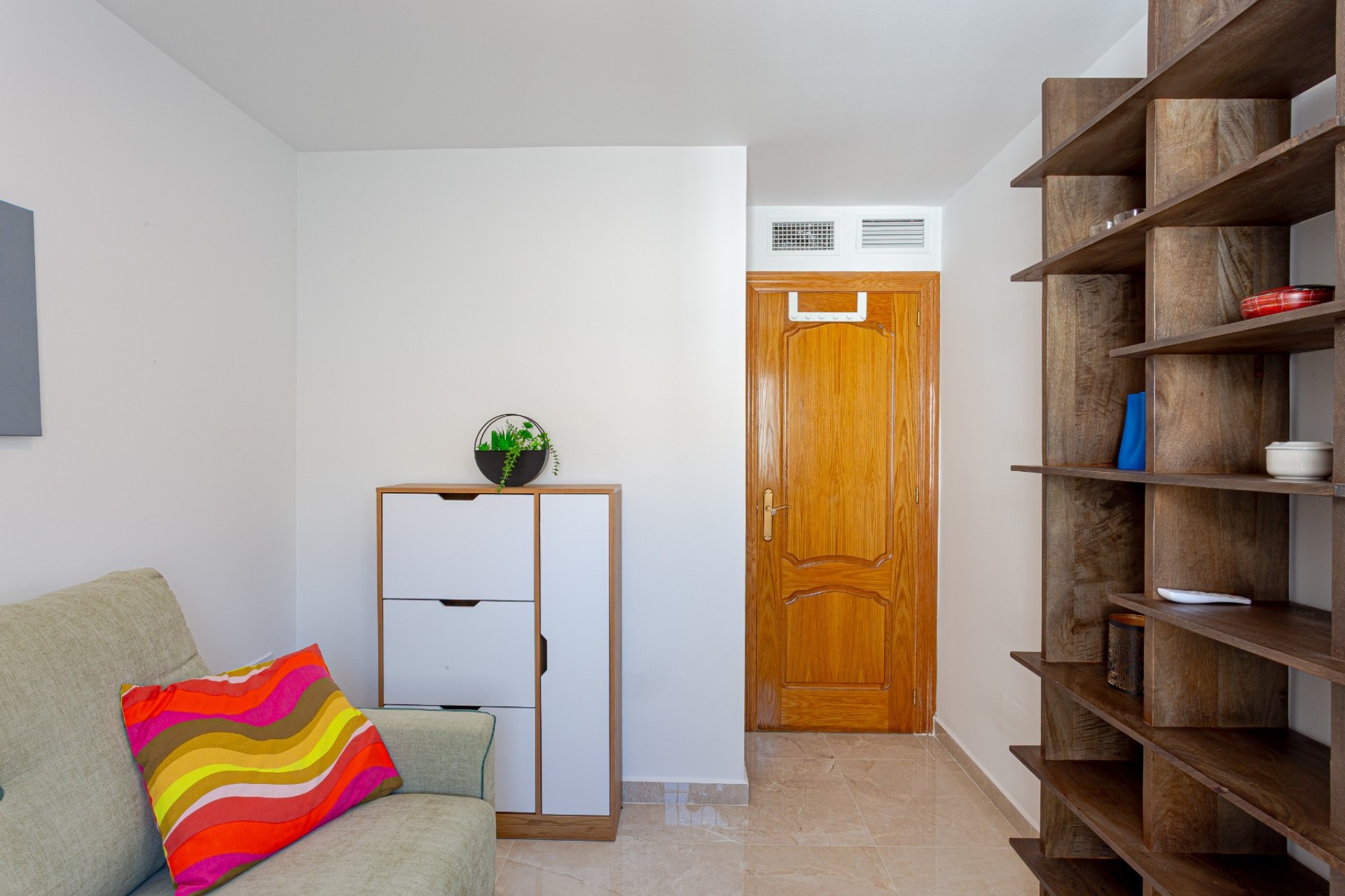 Resale - Villa -
Pilar de la Horadada - Costa Blanca