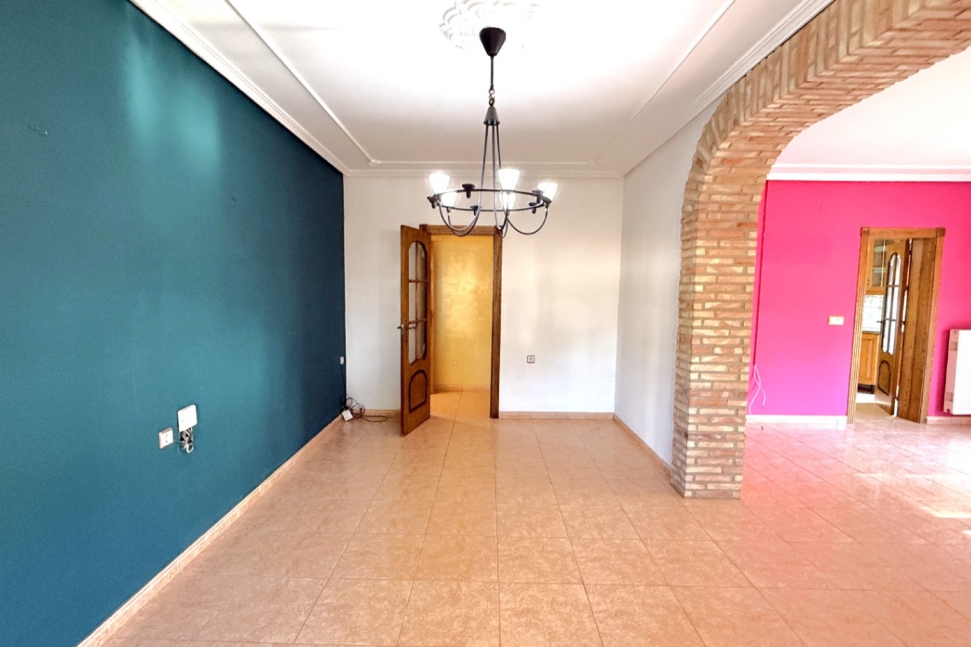 Resale - Villa -
Pilar de la Horadada - Costa Blanca