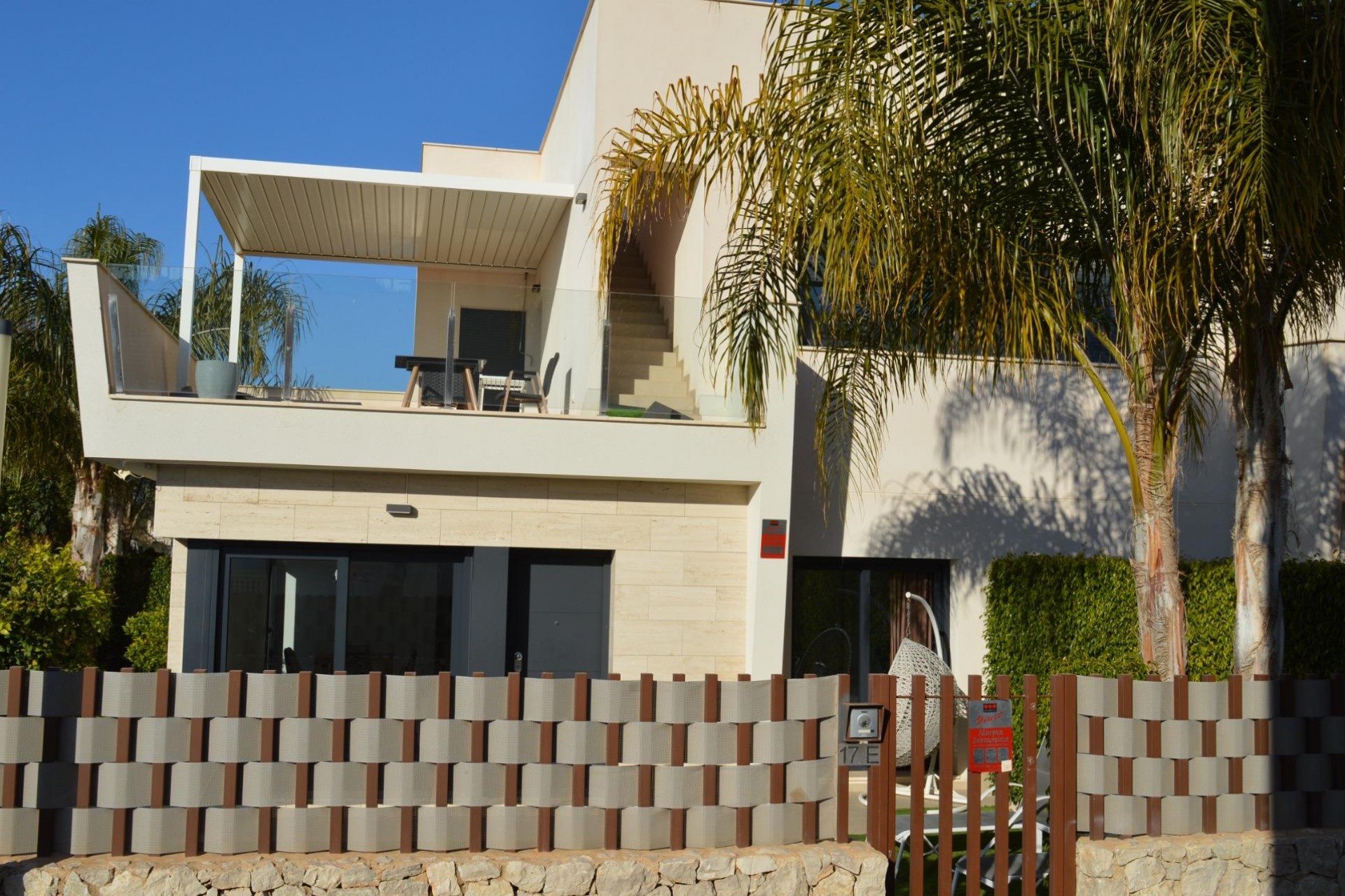 Resale - Villa -
Pilar de la Horadada - Las Higuericas