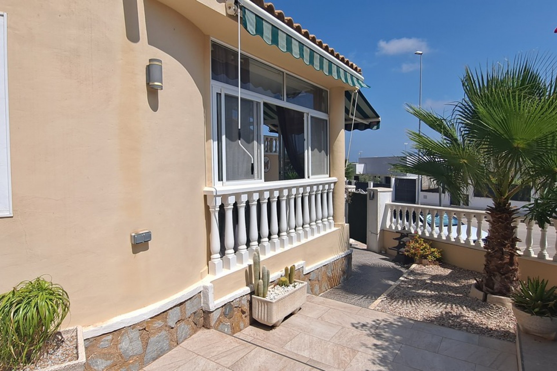 Resale - Villa -
Pinar de Campoverde - Inland