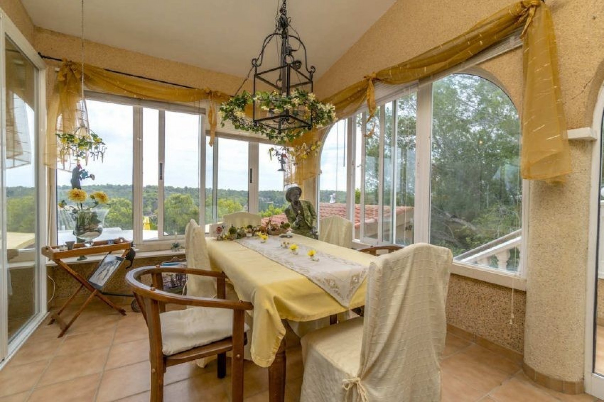 Resale - Villa -
Pinar de Campoverde - Inland