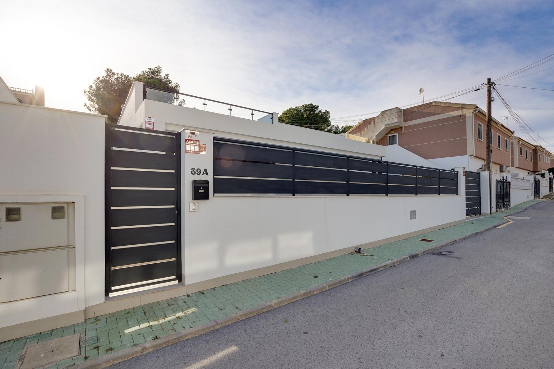 Resale - Villa -
Pinar de Campoverde - Inland