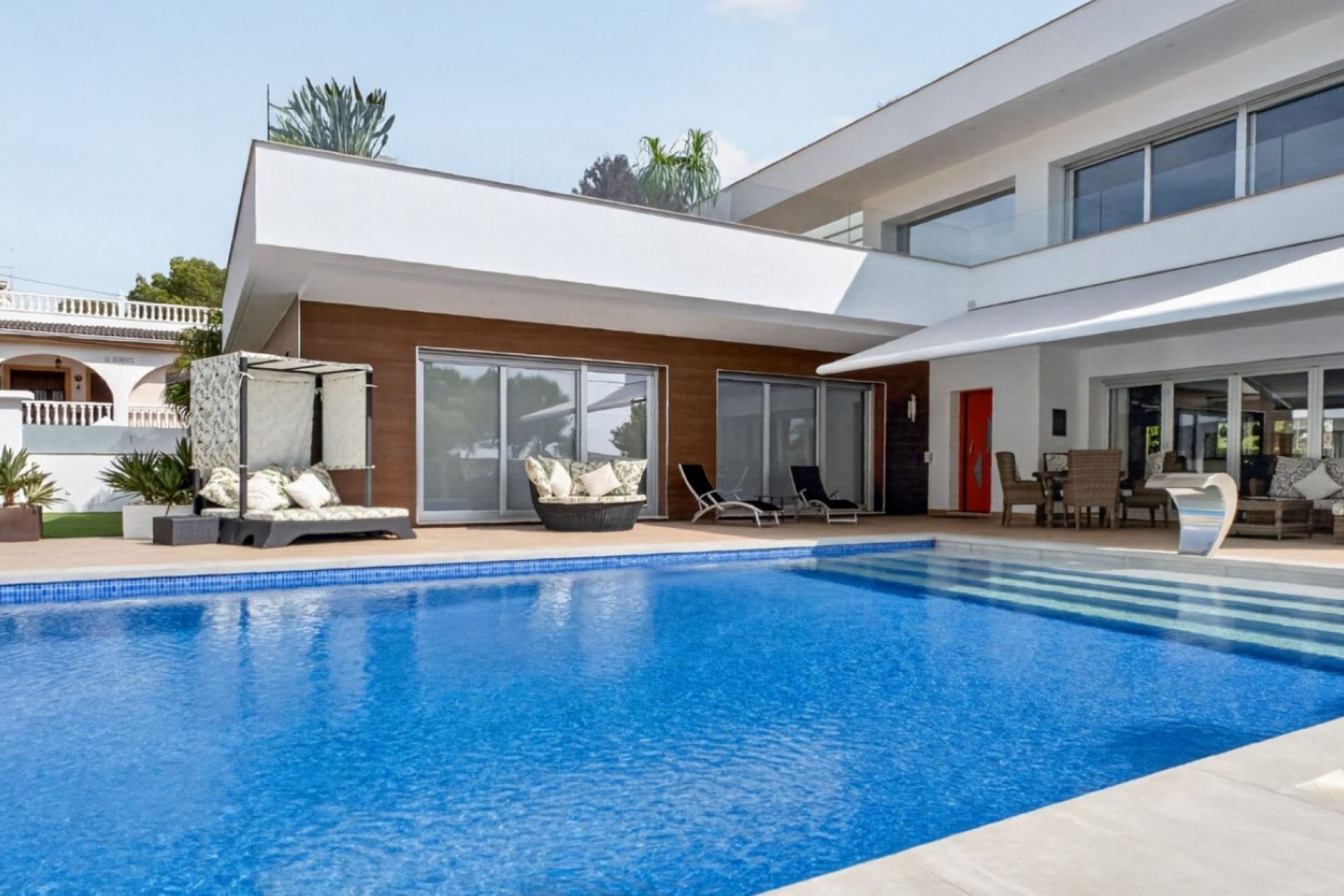 Resale - Villa -
Pinar de Campoverde - Inland