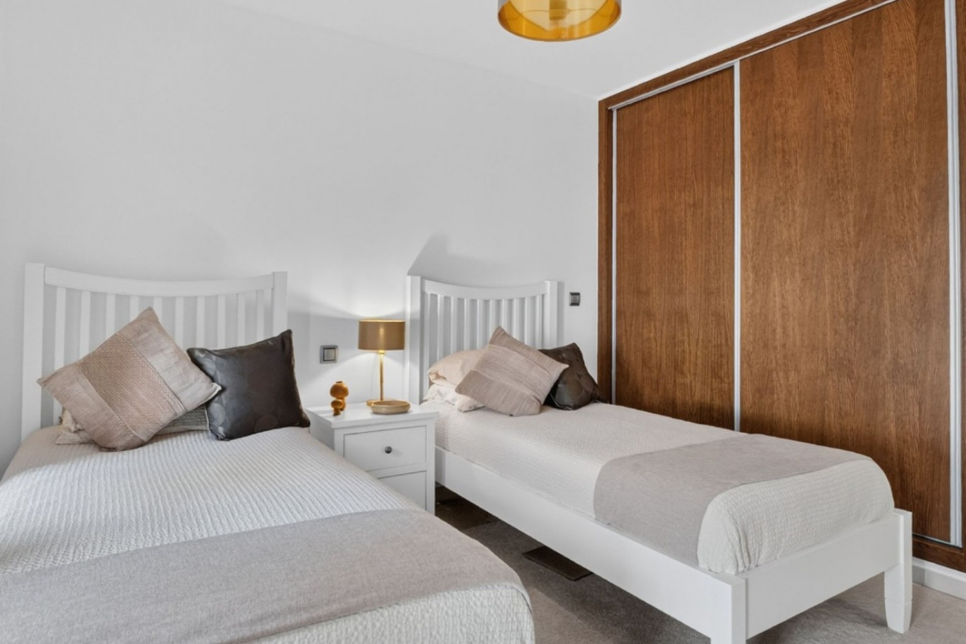 Resale - Villa -
Pinar de Campoverde - Inland