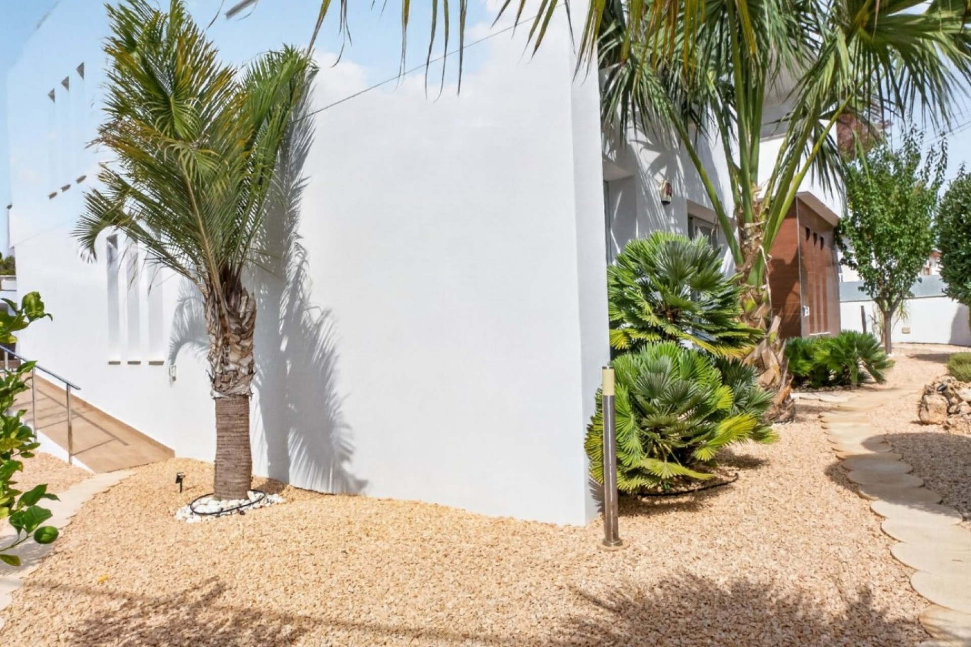 Resale - Villa -
Pinar de Campoverde - Inland