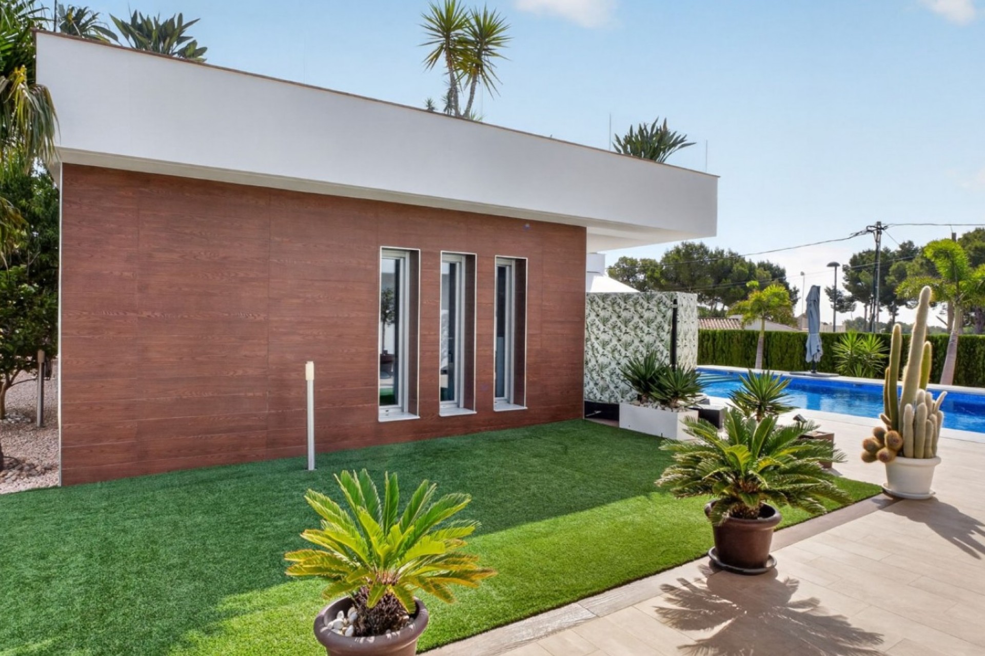 Resale - Villa -
Pinar de Campoverde - Inland