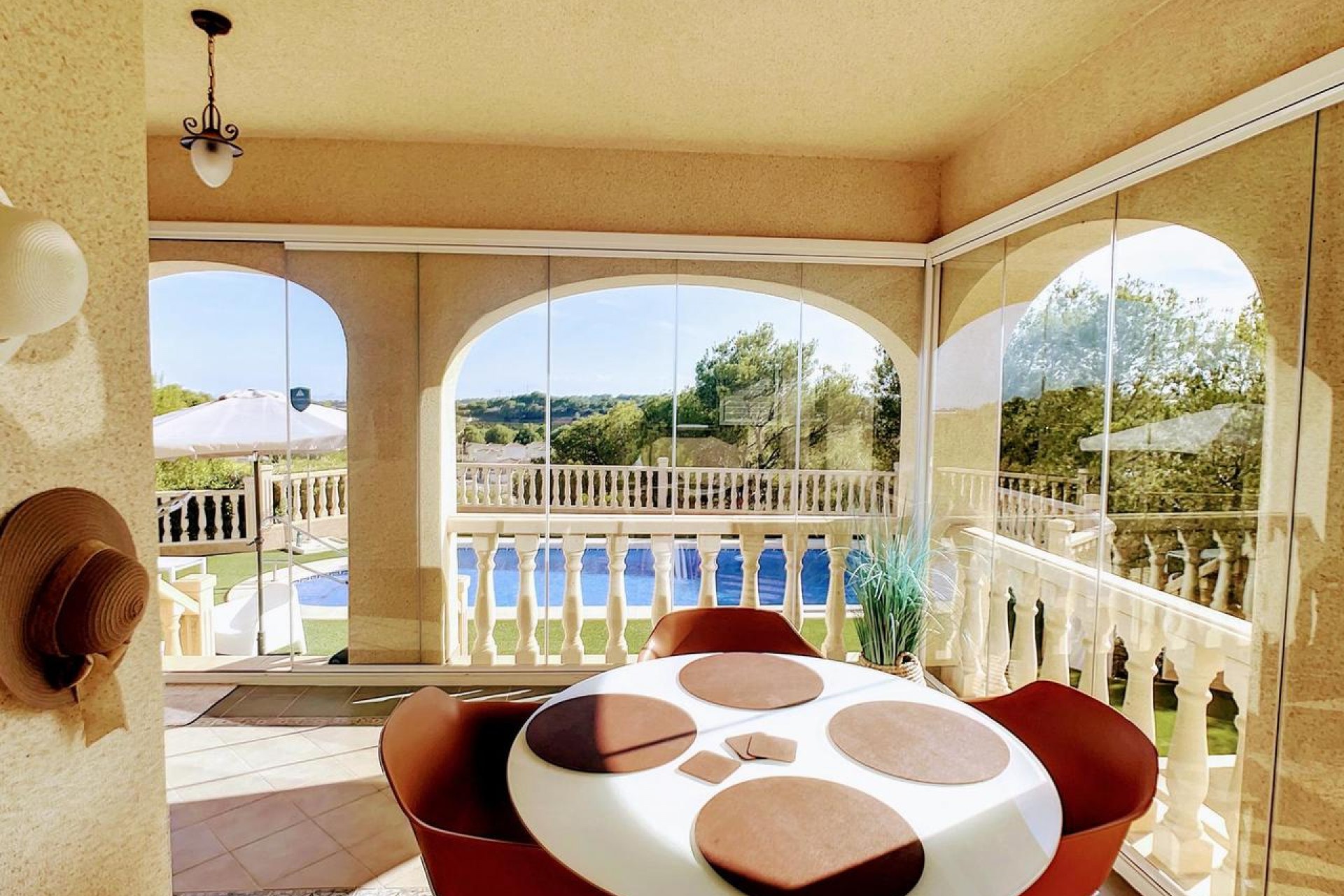 Resale - Villa -
Pinar de Campoverde - Inland