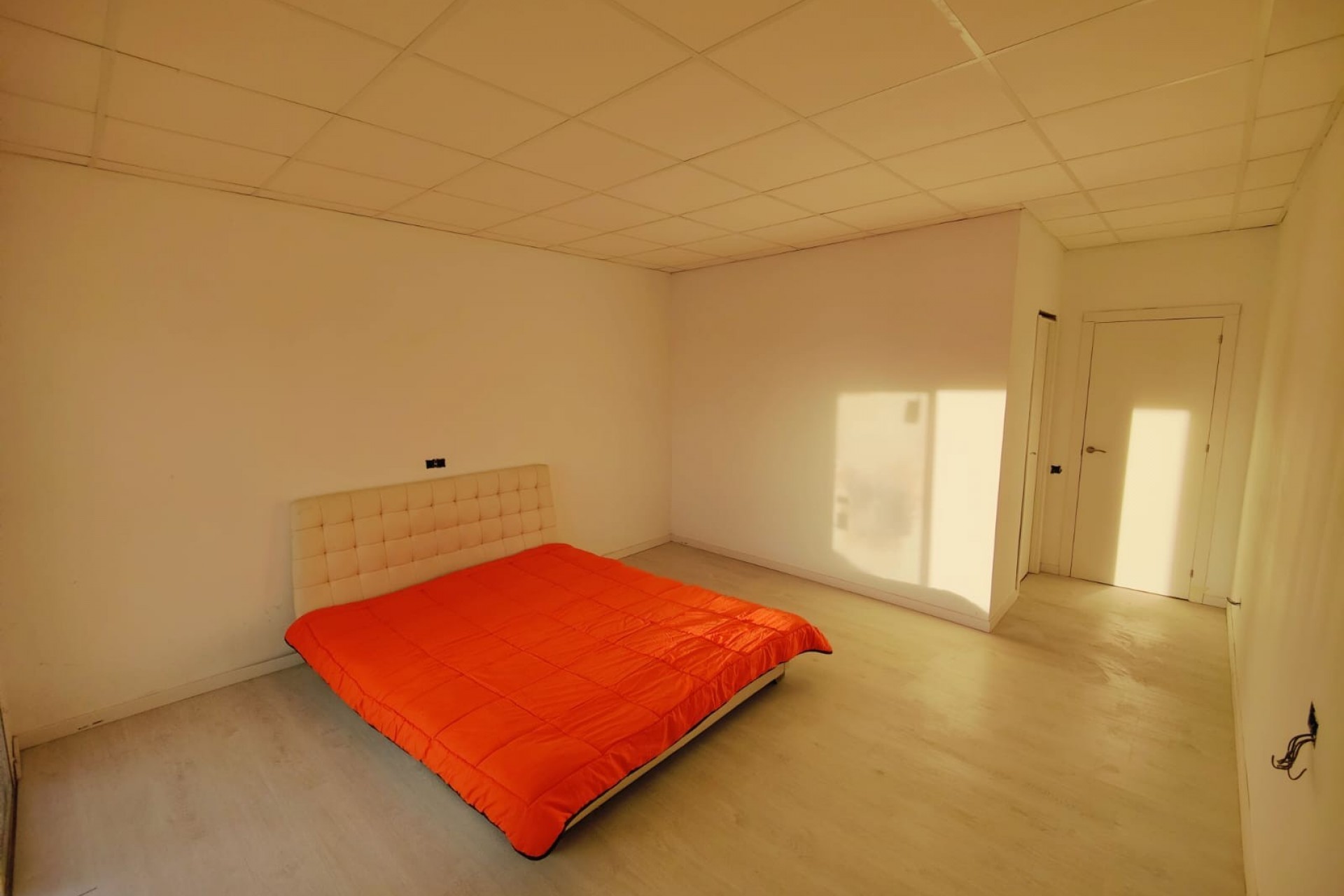 Resale - Villa -
Pinoso - Inland