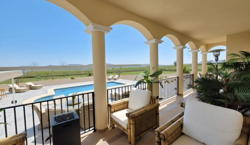 Resale - Villa -
Pinoso - Inland