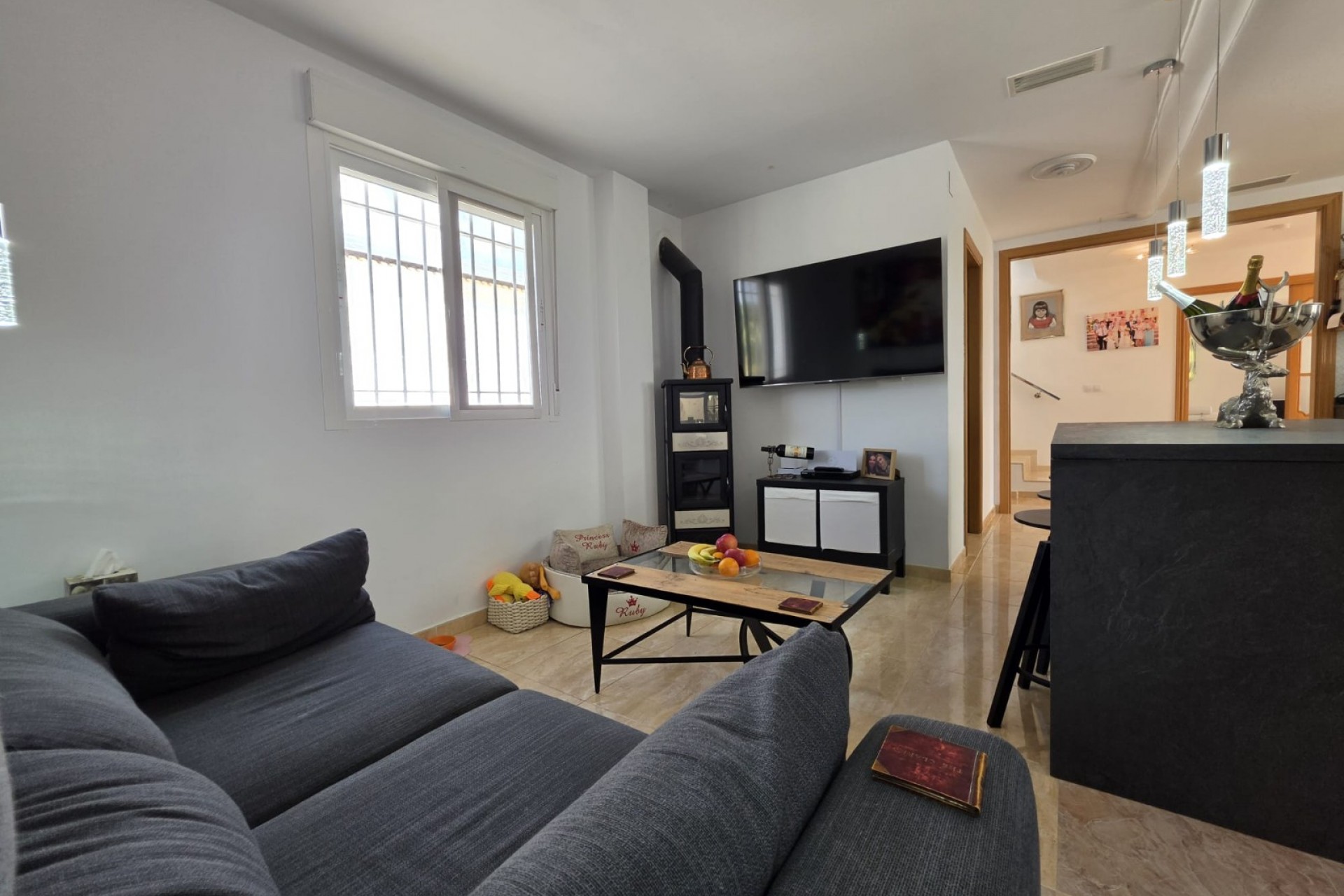 Resale - Villa -
Pinoso - Inland