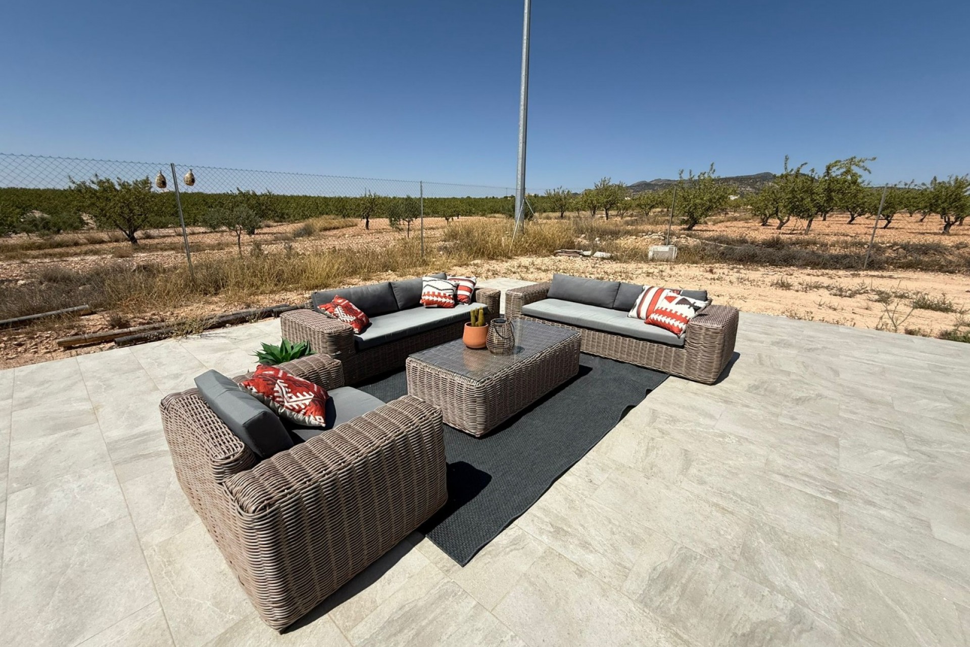Resale - Villa -
Pinoso - Inland