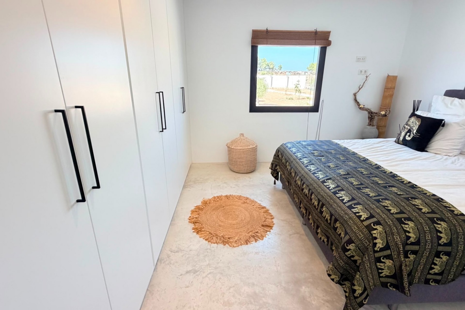Resale - Villa -
Pinoso - Inland
