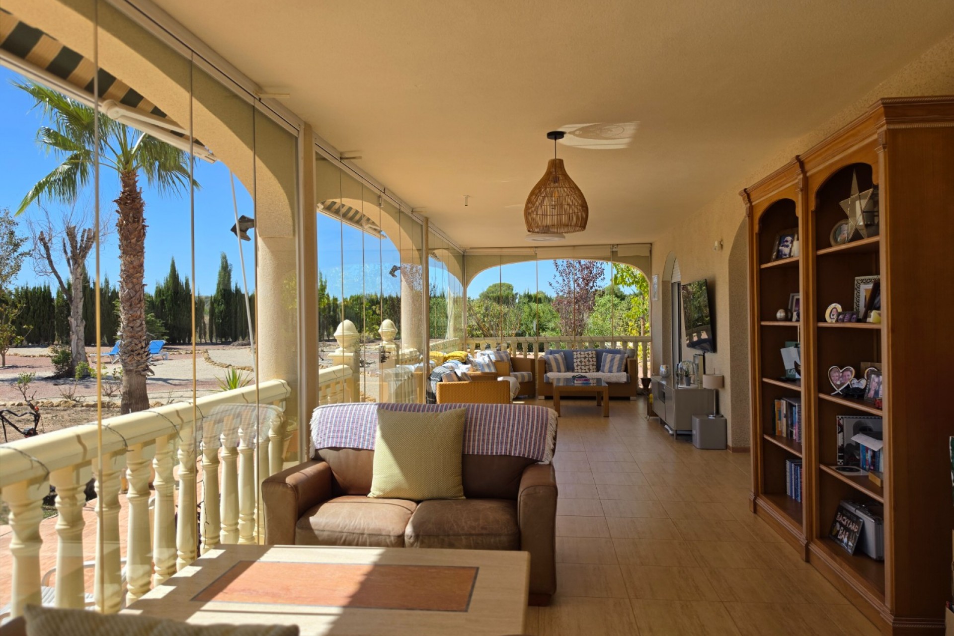 Resale - Villa -
Pinoso - Inland