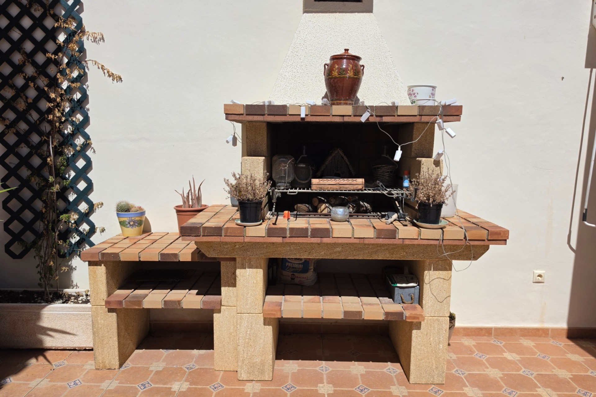 Resale - Villa -
Pinoso - Inland