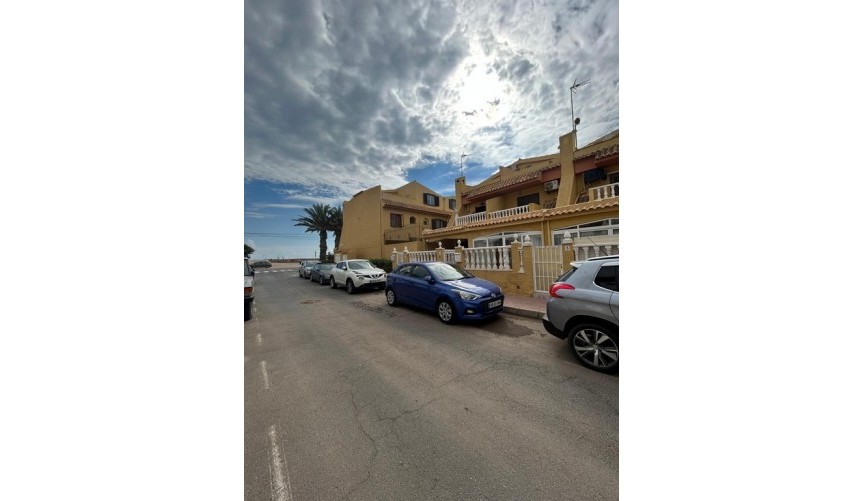 Resale - Villa -
Playa De Los Locos - Costa Blanca