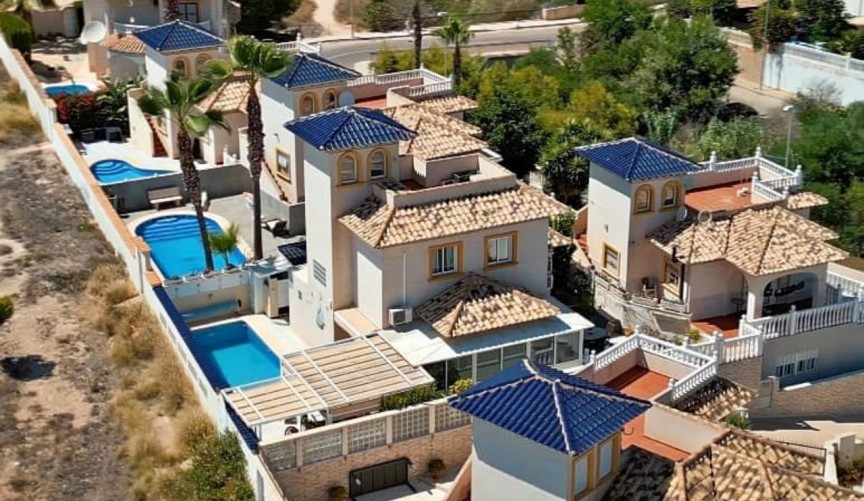 Resale - Villa -
Playa Flamenca - Costa Blanca