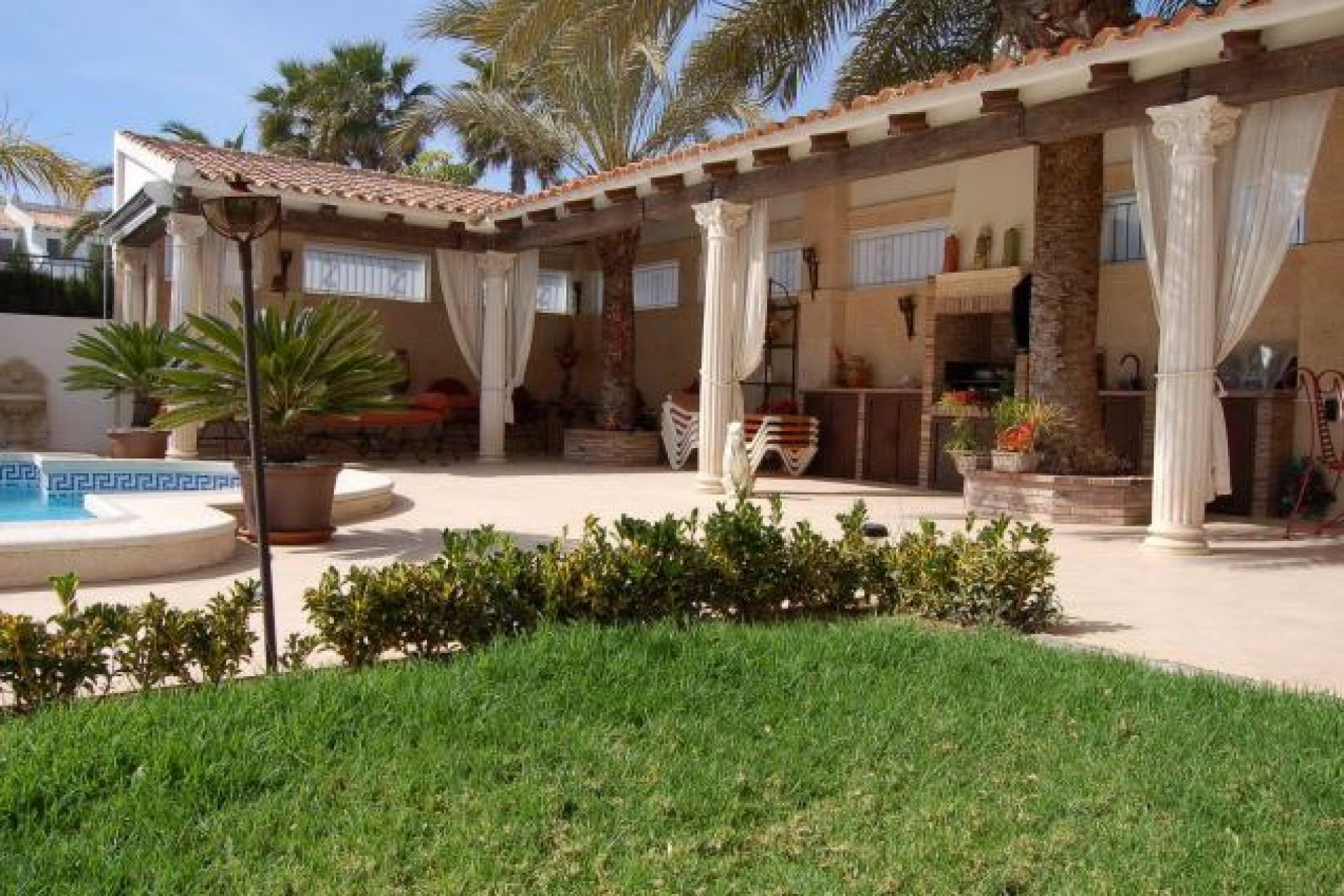 Resale - Villa -
Playa Flamenca - Costa Blanca