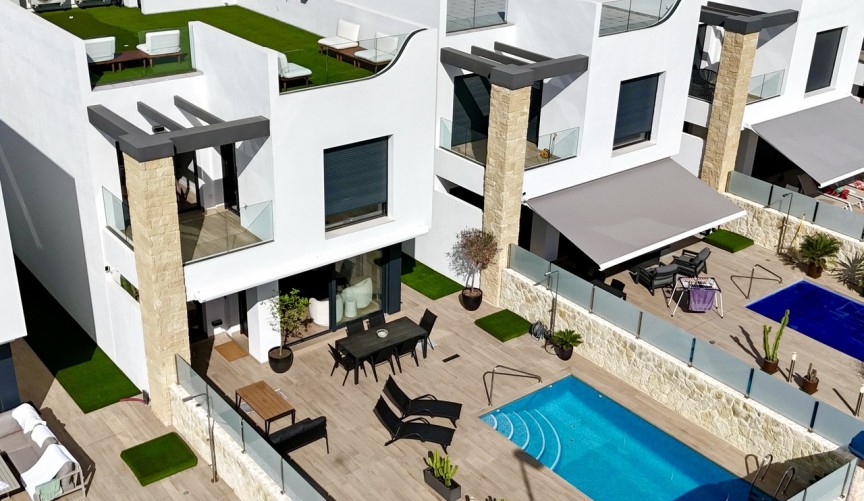 Resale - Villa -
Playa Flamenca - Costa Blanca